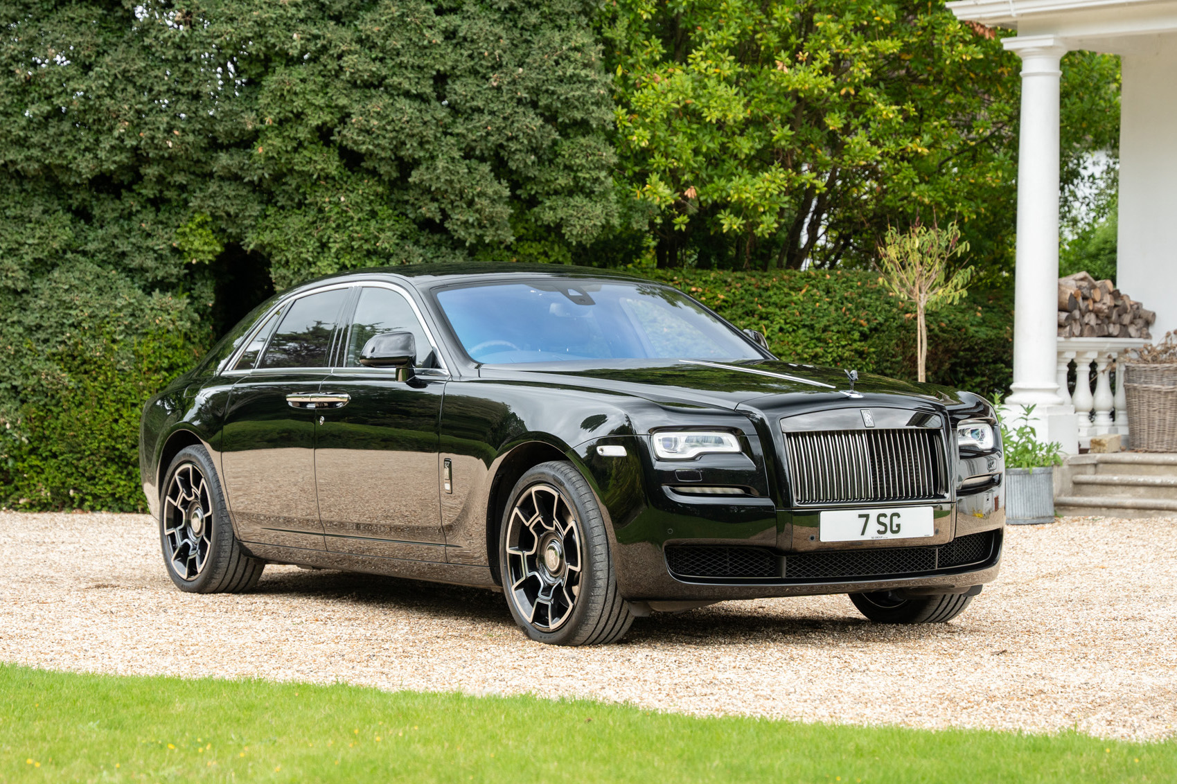 2016 ROLLS-ROYCE GHOST BLACK BADGE