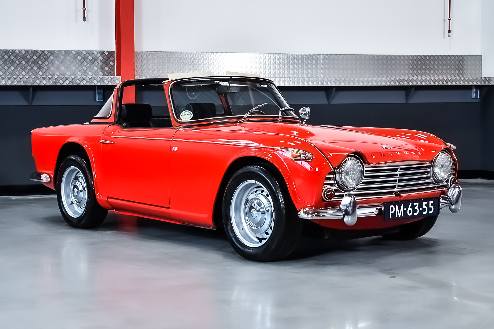 1966 TRIUMPH TR4A IRS 'SURREY HARD TOP'