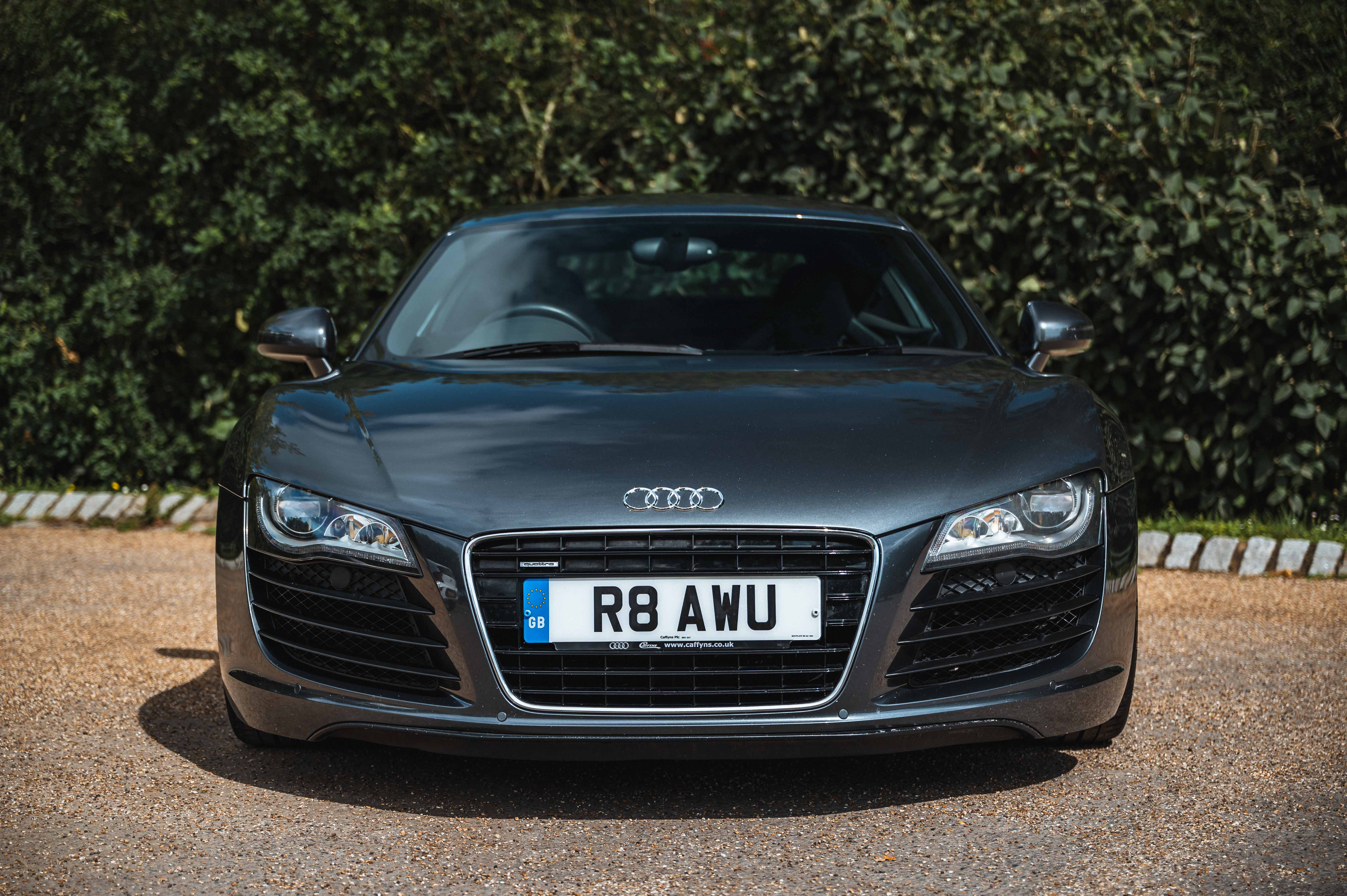2008 AUDI R8 V8 - MANUAL for sale by auction in Milton Keynes, United ...