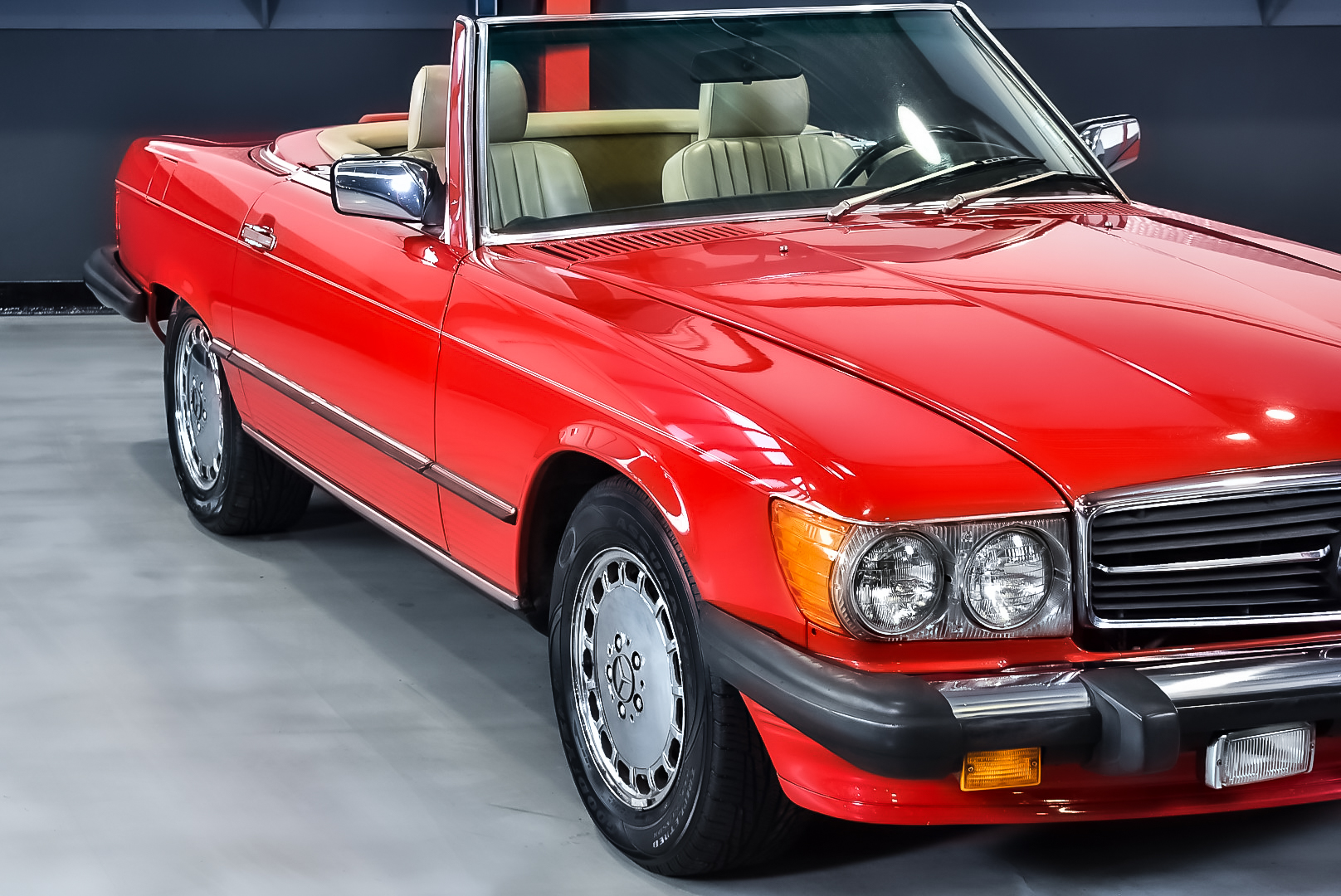 1988 MERCEDES-BENZ (R107) 560 SL for sale by auction in Schiedam ...