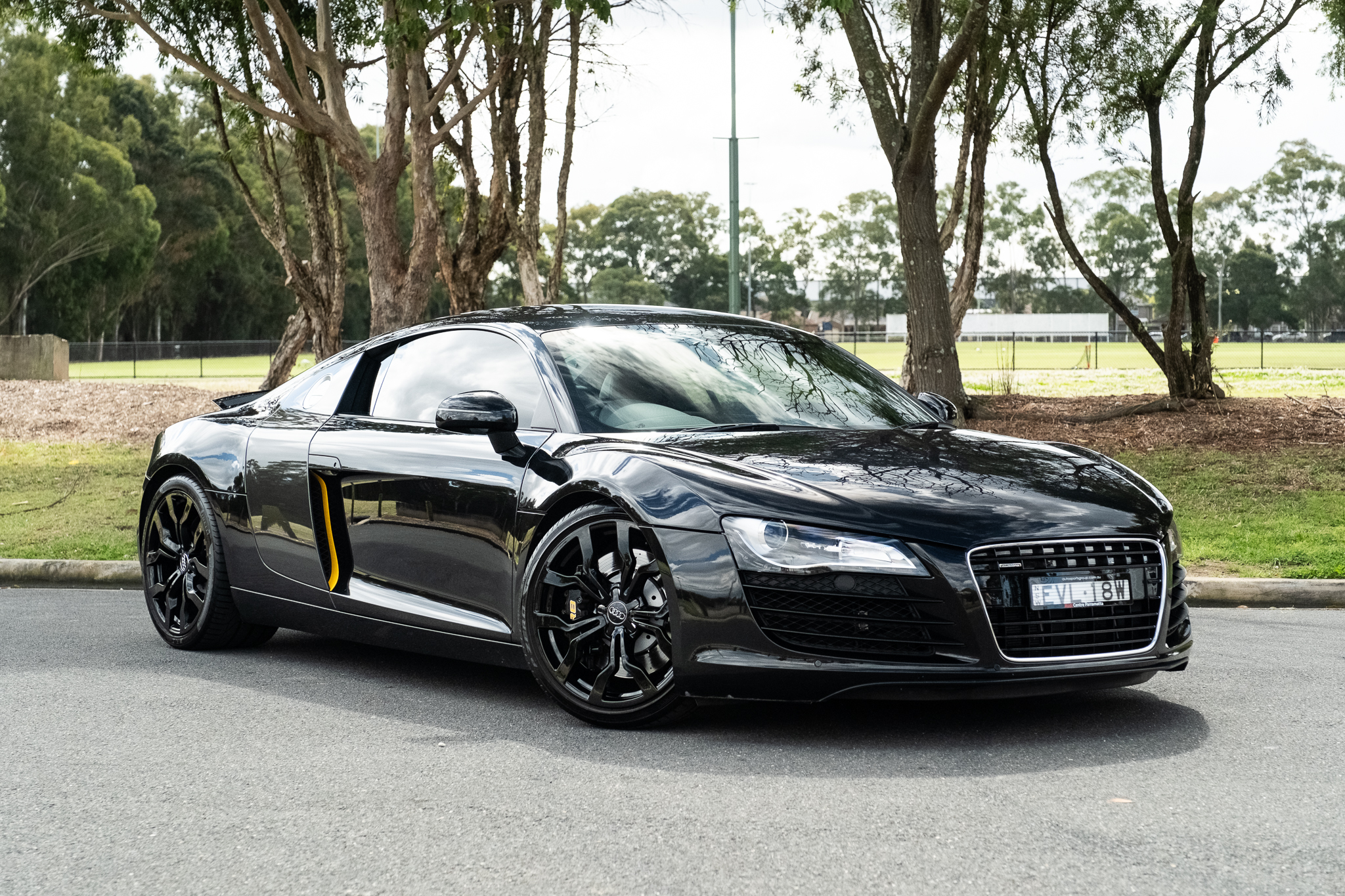 2011 AUDI R8 4.2 V8