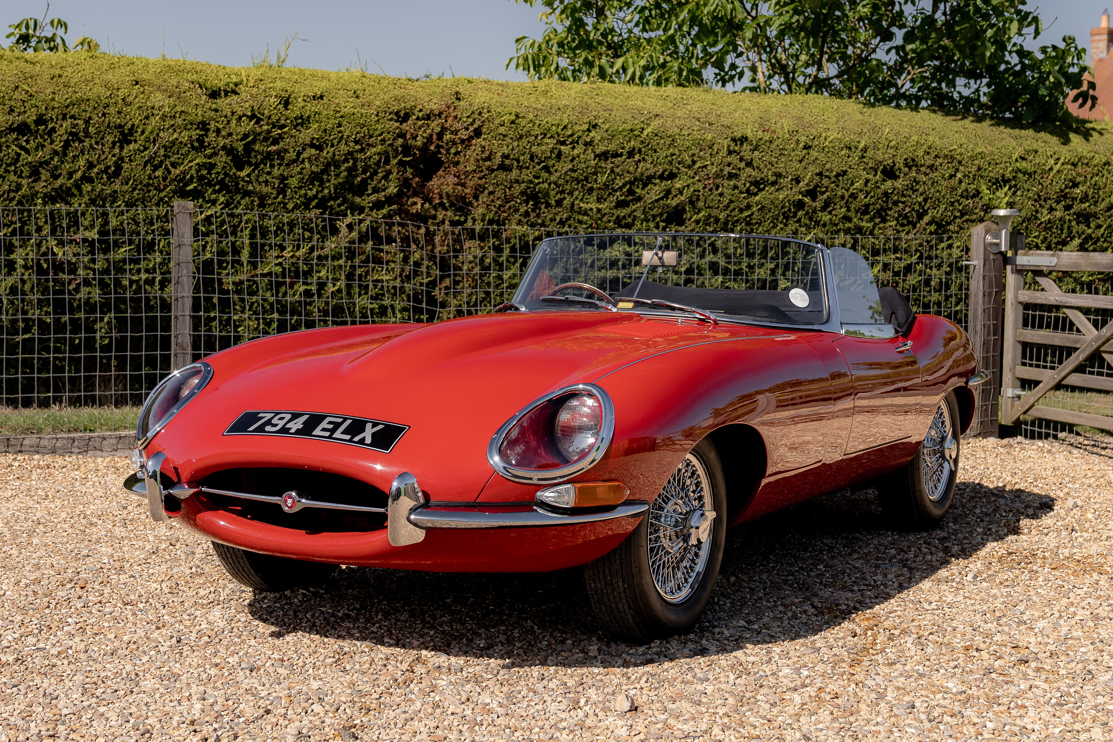 1962 JAGUAR E-TYPE SERIES 1 3.8 ‘FLAT FLOOR’ ROADSTER