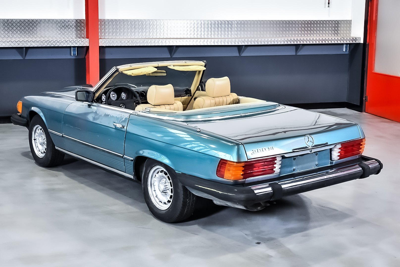 1983 Mercedes-Benz (R107) 380SL for sale by auction in Schiedam ...