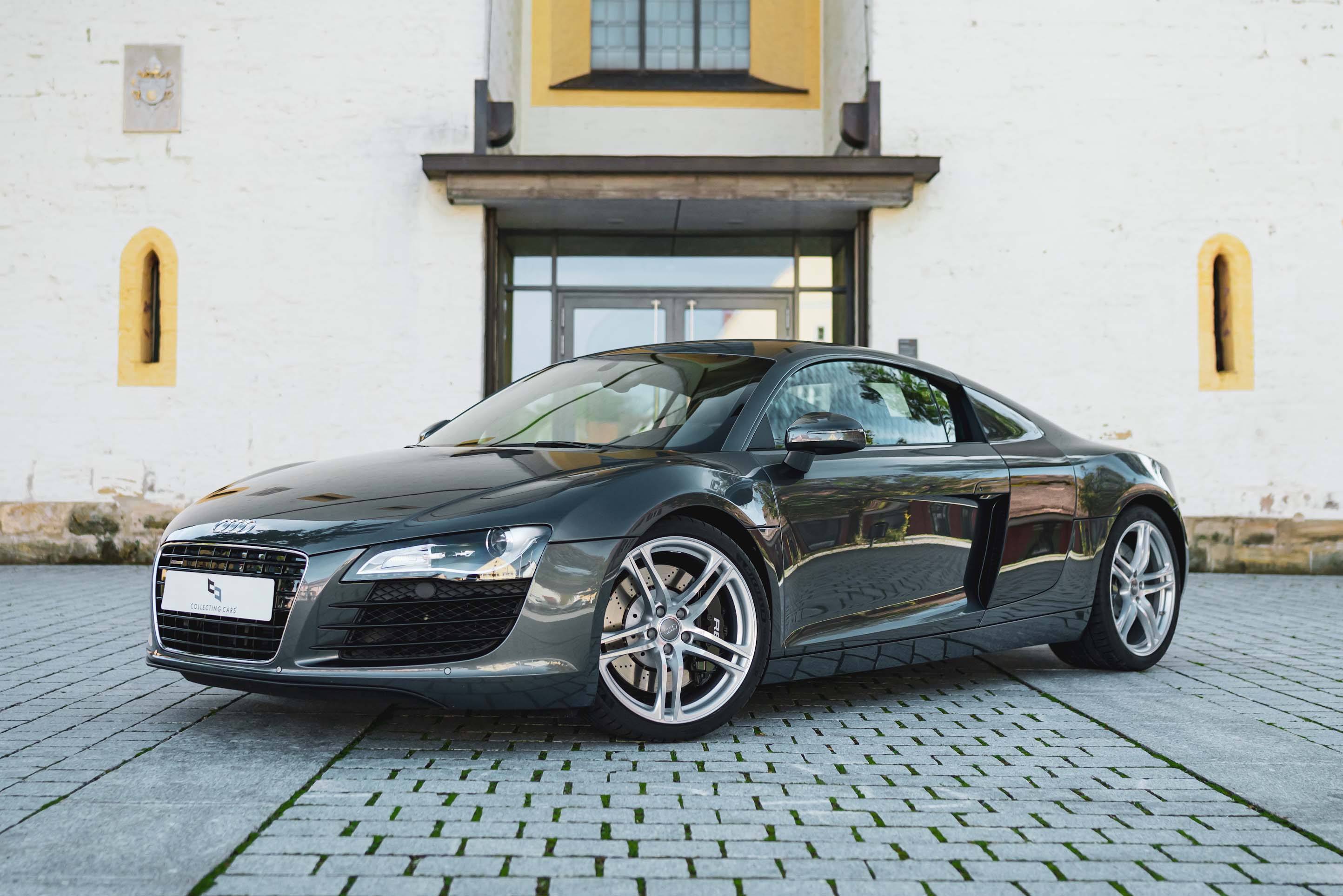 2009 Audi R8 V8 - Manual