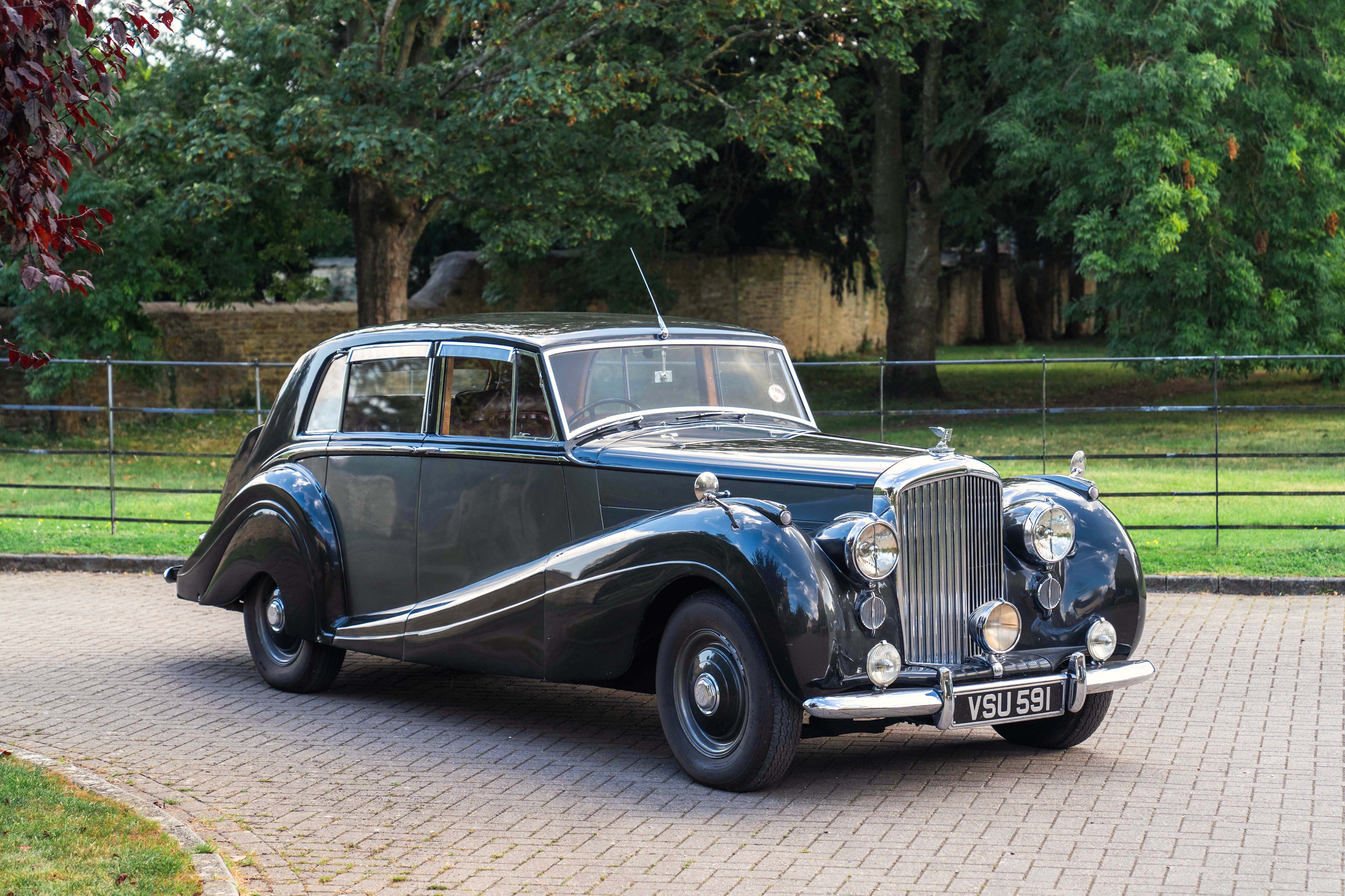 1953 Bentley R Type Saloon By H.J. Mulliner