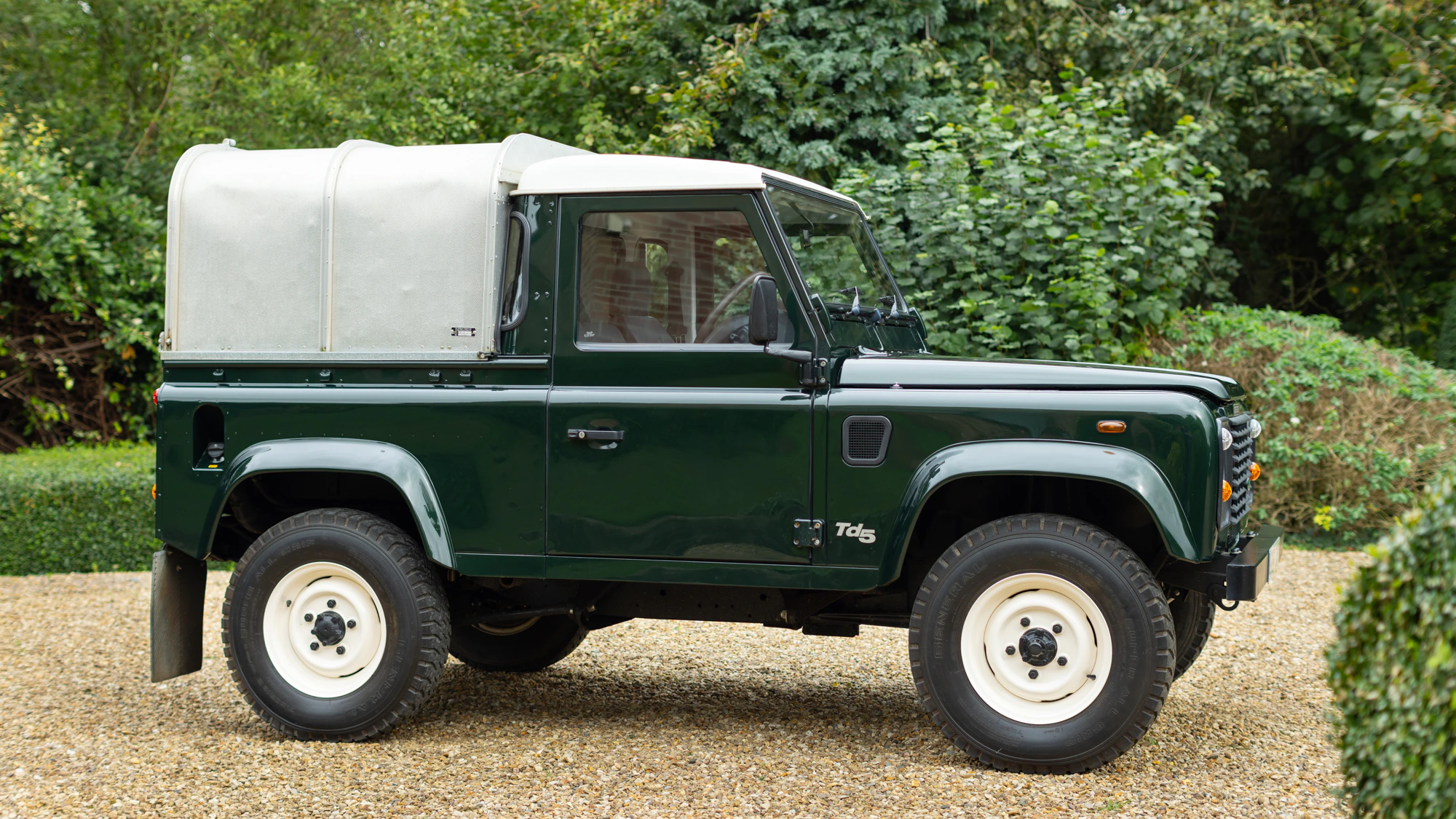 2002 Land Rover Defender 90 TD5 Pick Up for sale by auction in Melton ...