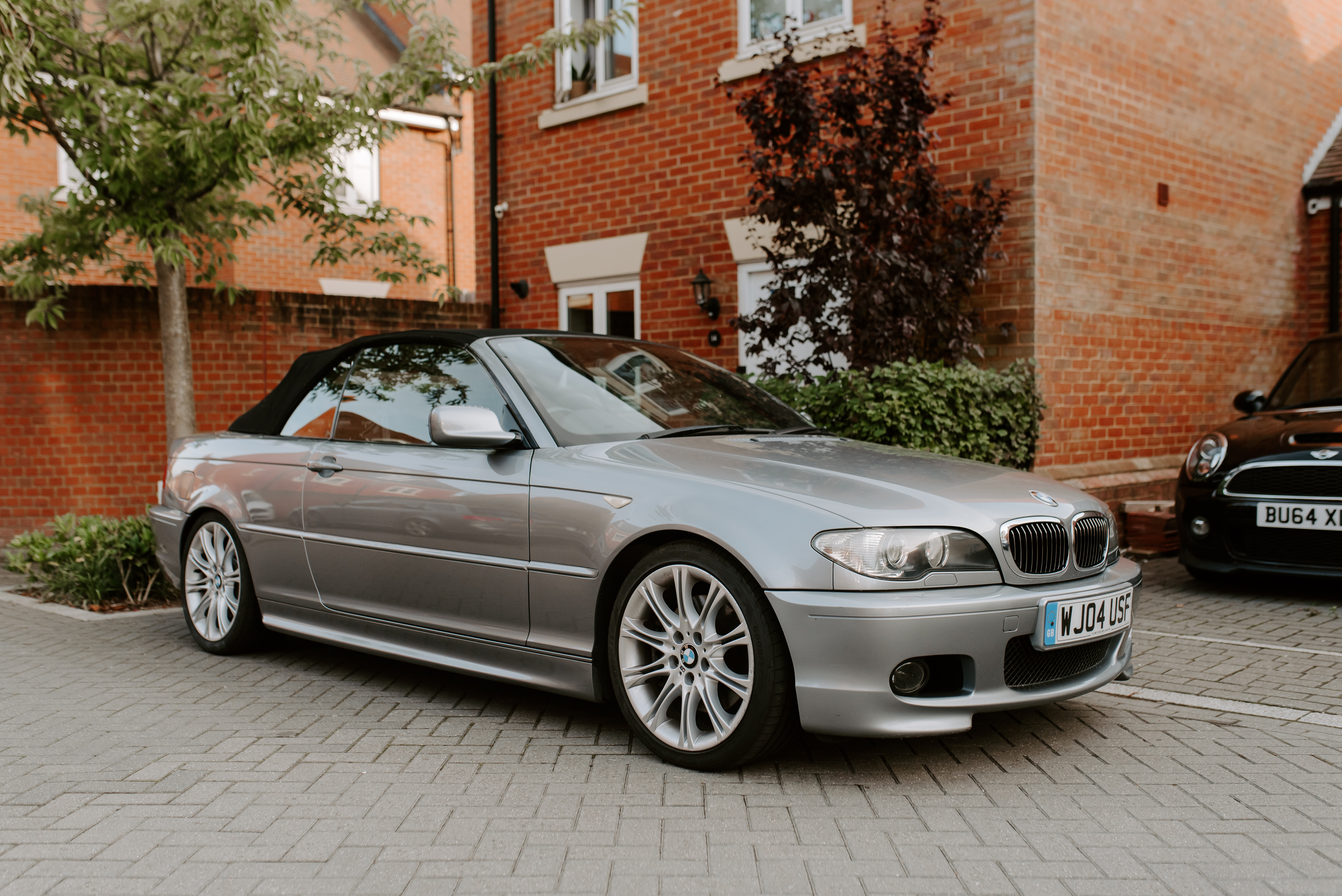 2004 BMW (E46) 330CI Cabriolet