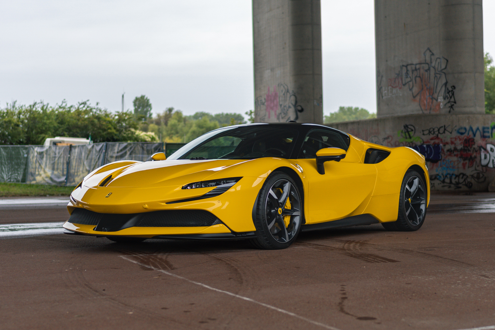 2022 FERRARI SF90 STRADALE - 328 KM