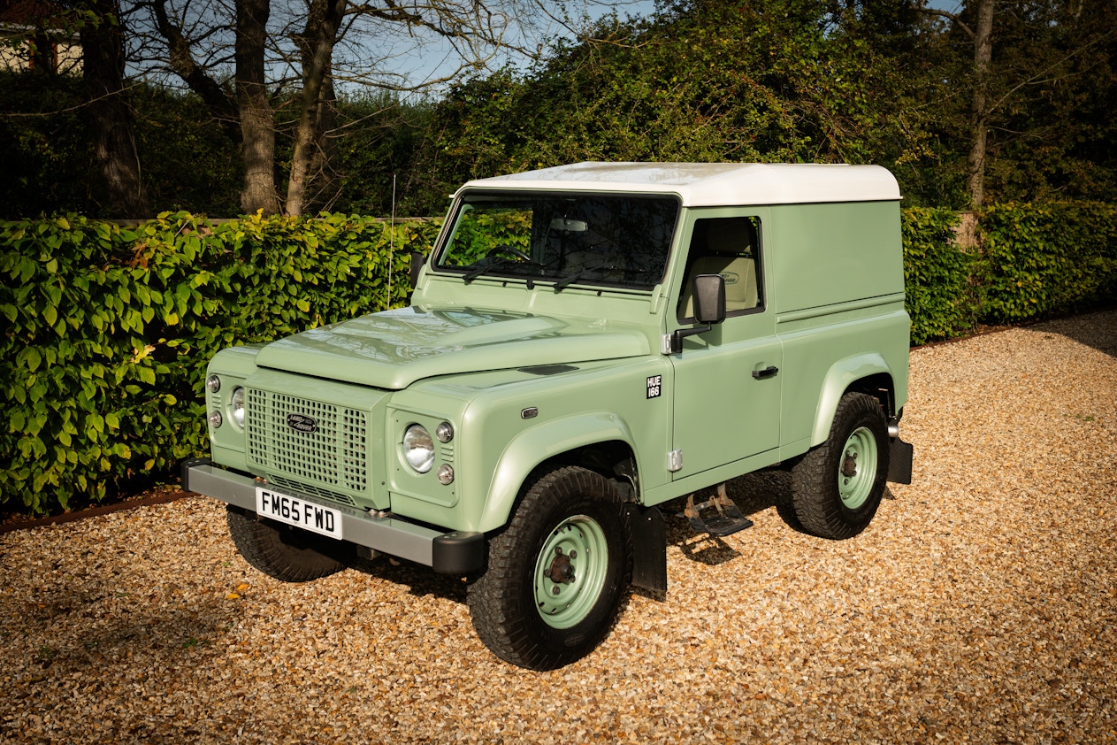 2015 Land Rover Defender 90 Heritage for sale by auction in Stamford,  Lincolnshire, United Kingdom