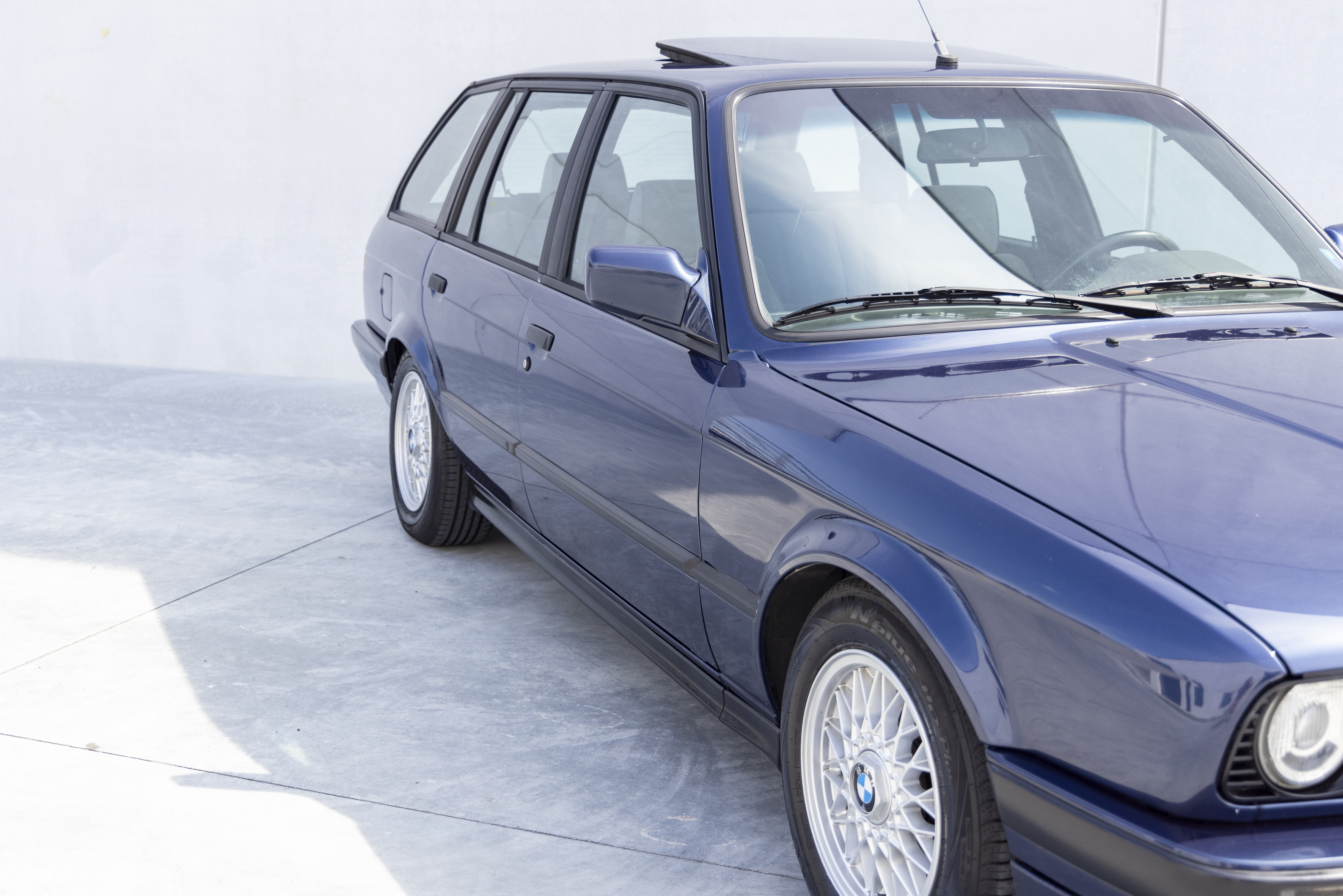 1988 BMW (E30) 325i Touring for sale by auction in Waregem, Belgium