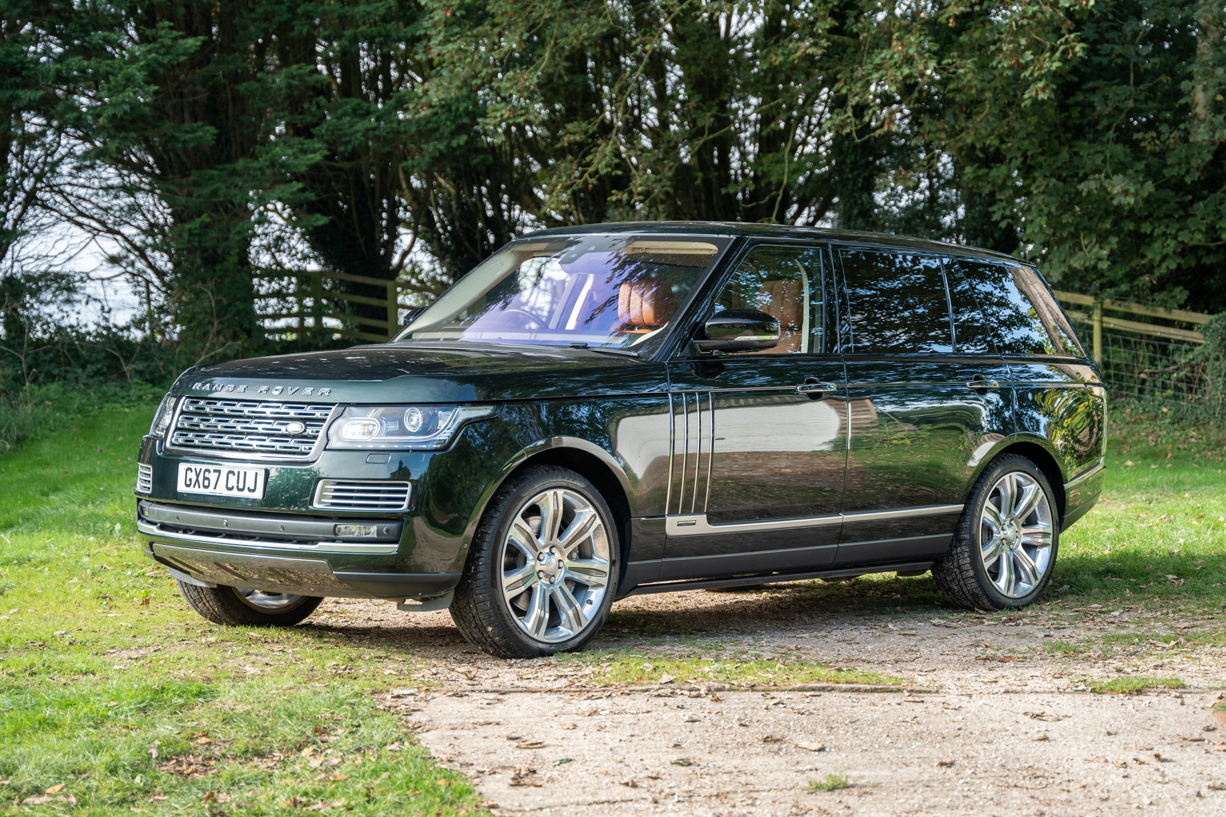 2017 Range Rover SV Autobiography Holland & Holland LWB 5.0L V8