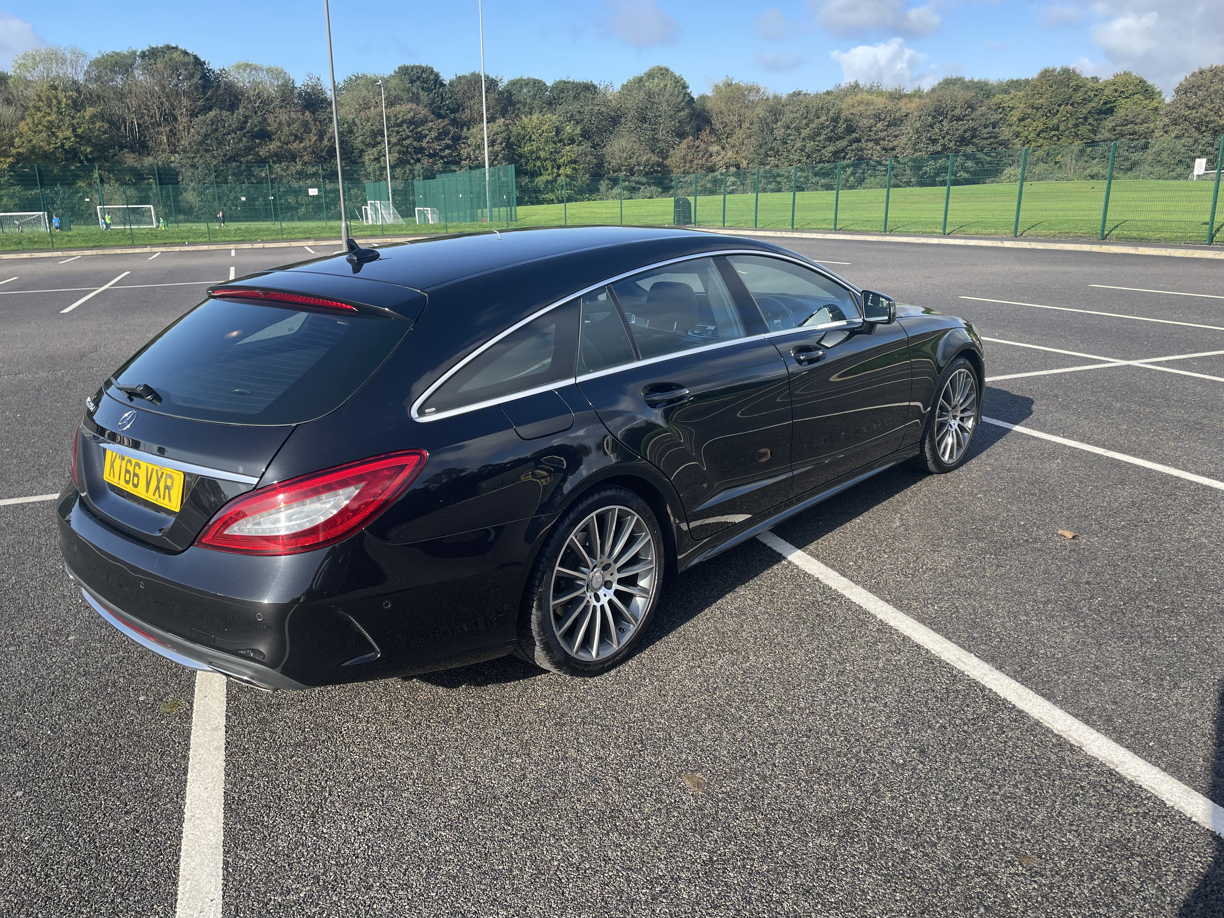 2017 MercedesBenz (C218) CLS350 CDI Shooting Brake for sale by