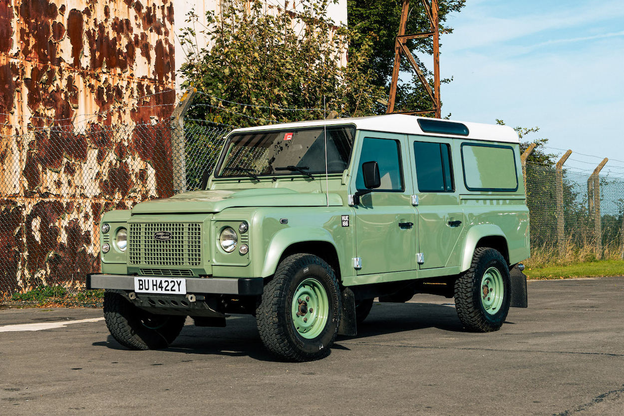 2016 Land Rover Defender 110 Heritage - LHD