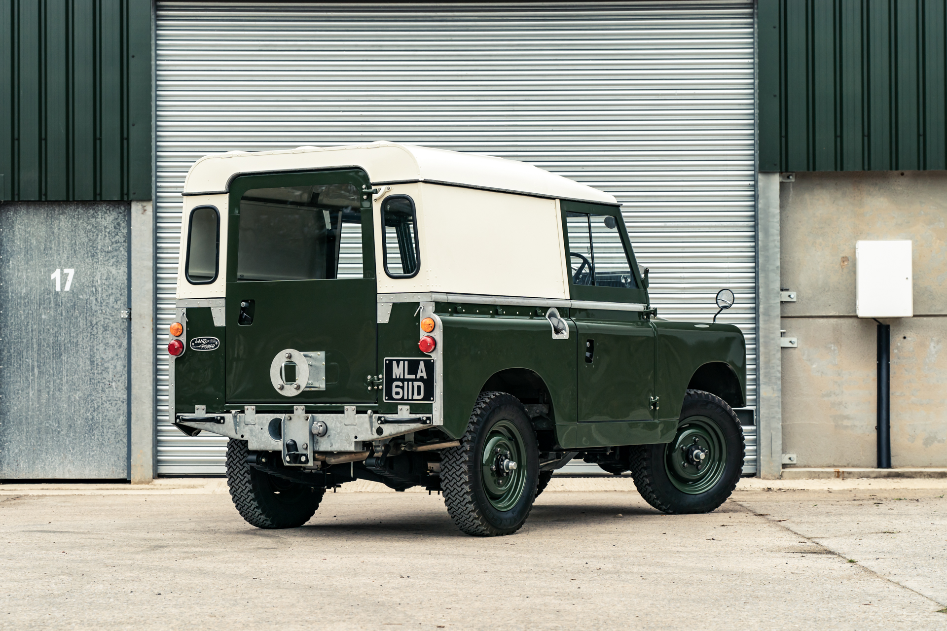 1966 Land Rover Series IIA 88