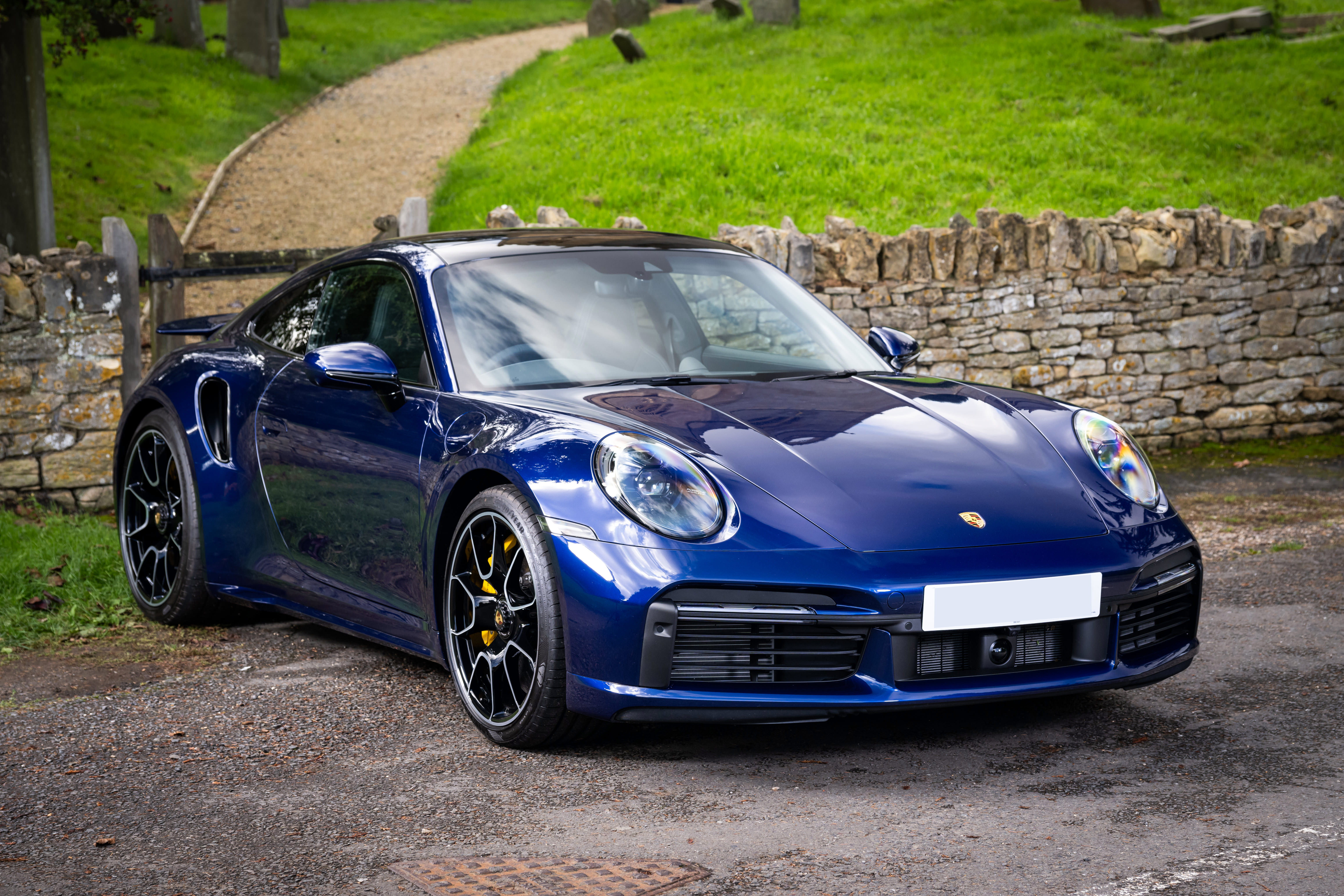 2023 Porsche 911 (992) Turbo S