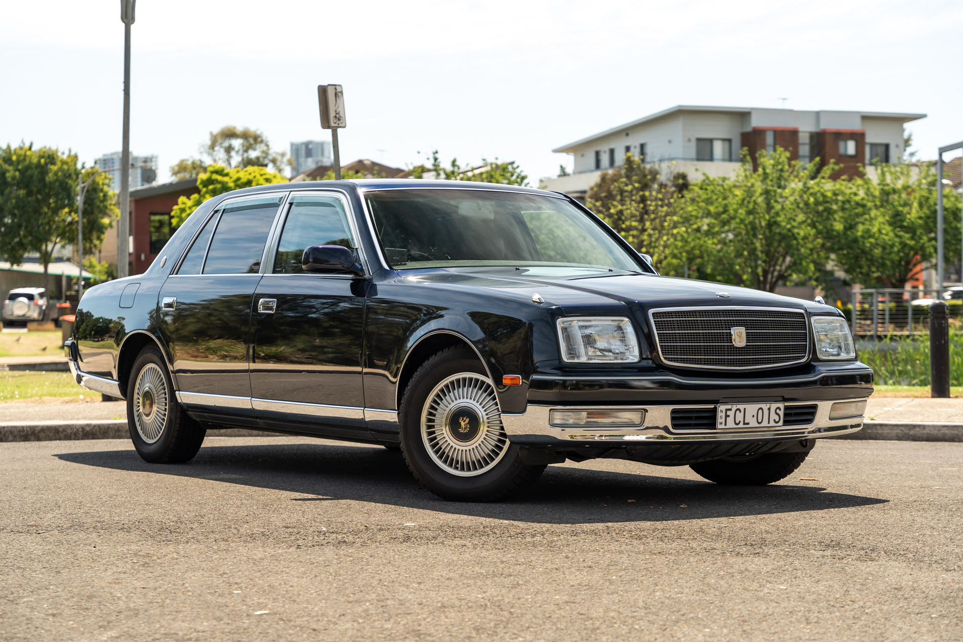 2002 Toyota Century V12