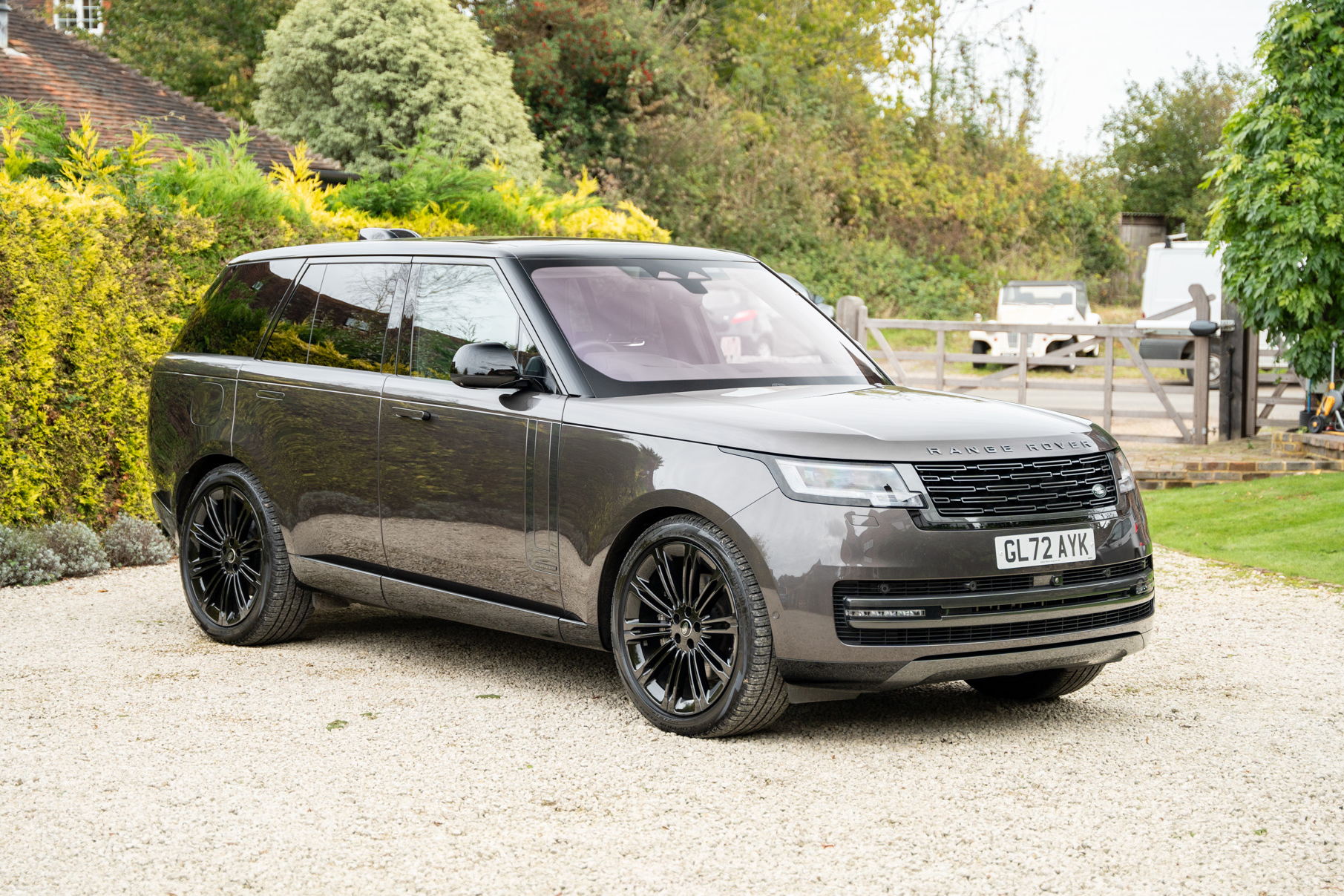 2022 Range Rover D350 Autobiography First Edition - 2,851 Miles