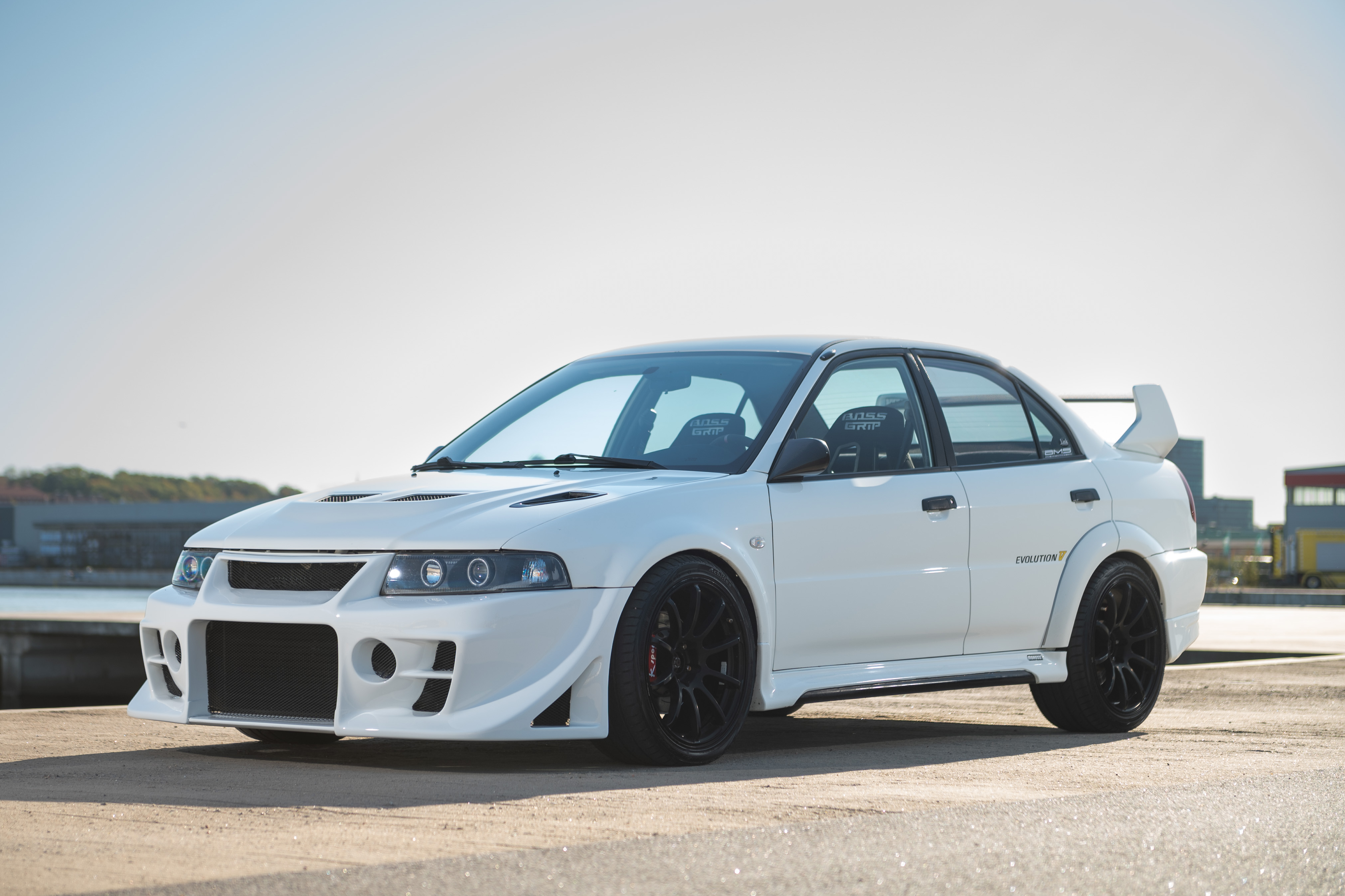 1998 Mitsubishi Lancer Evo V RS