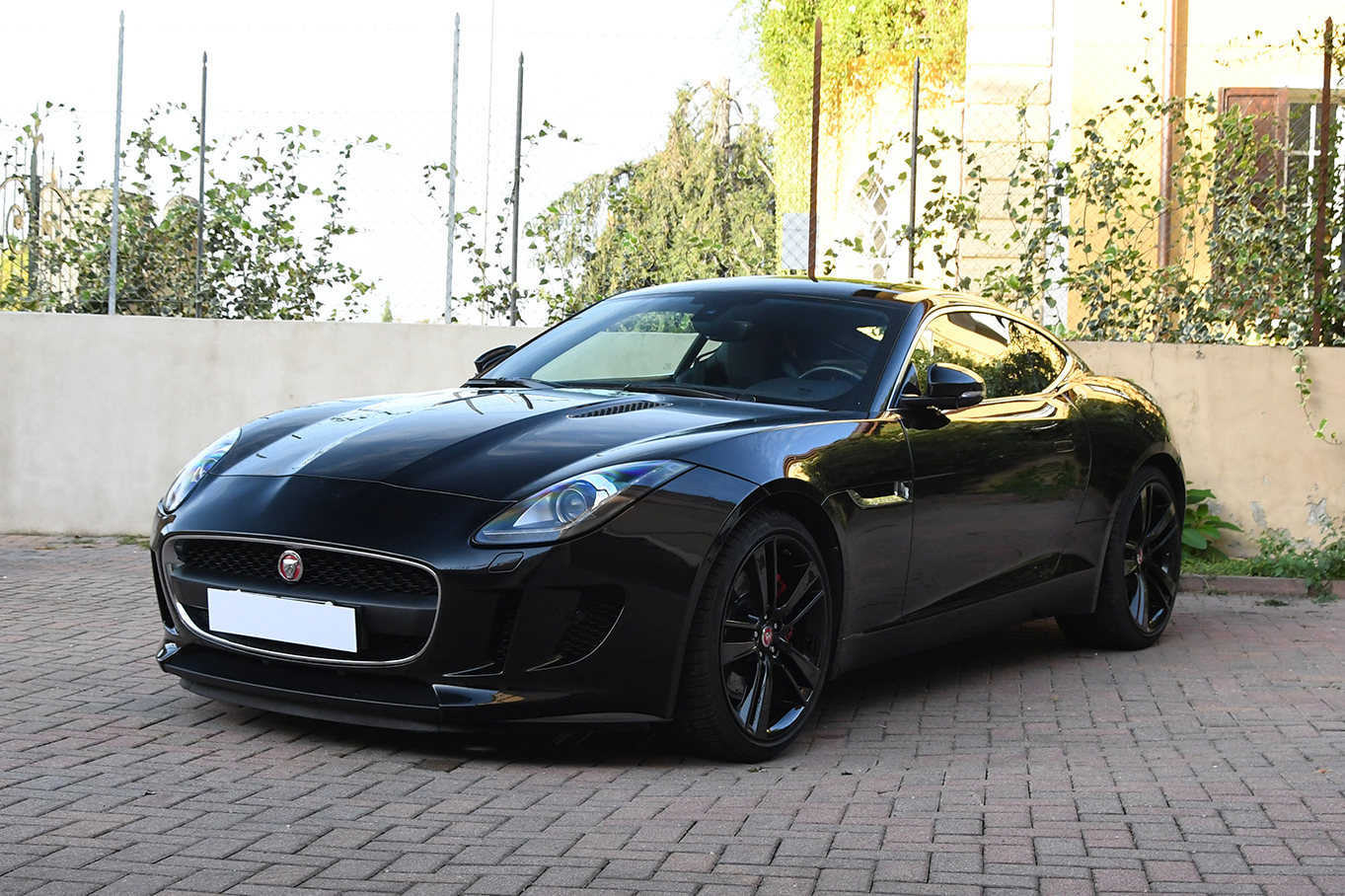 2014 Jaguar F-Type V6 Coupe