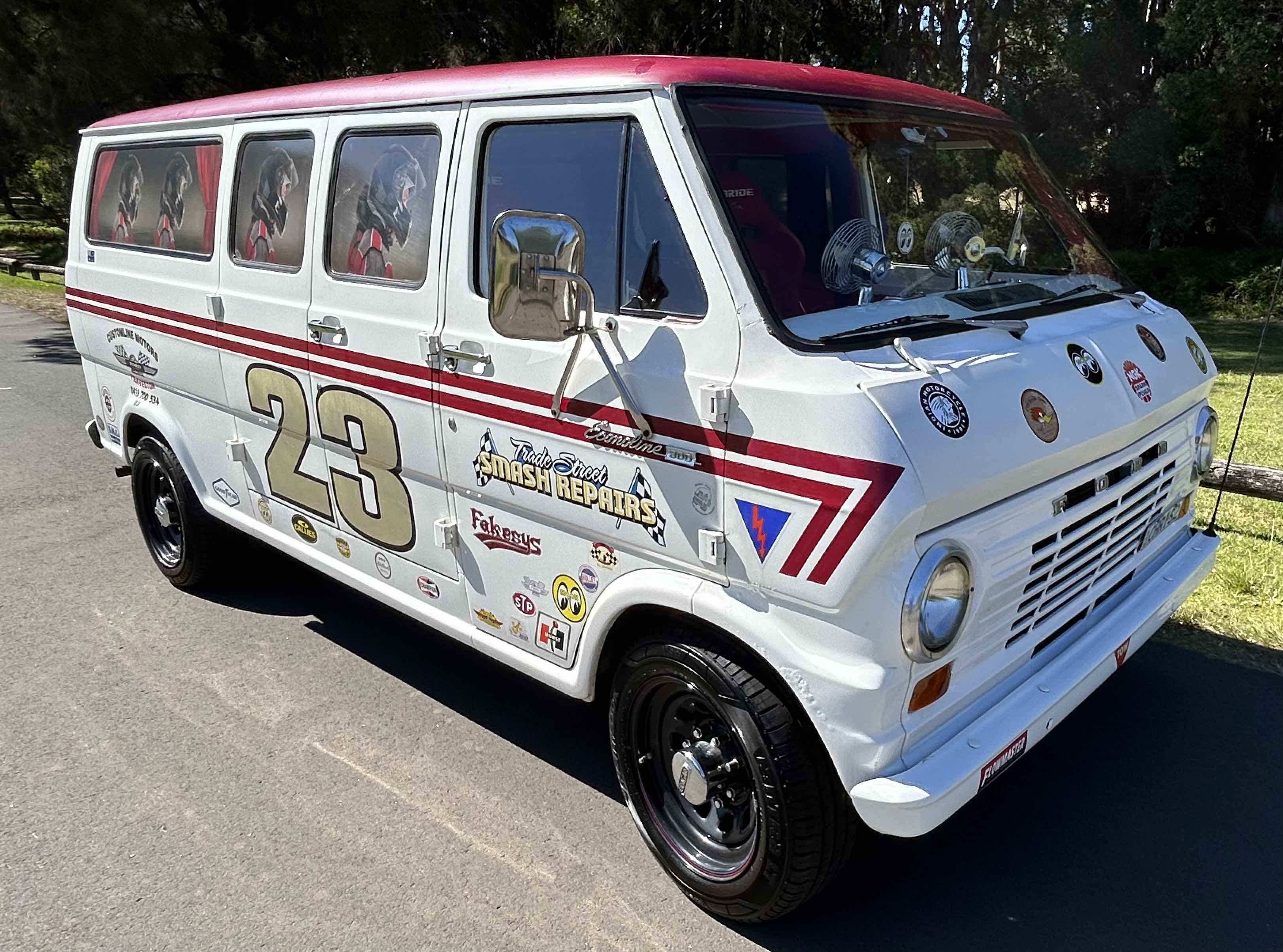 1969 Ford Econoline E300 Supervan