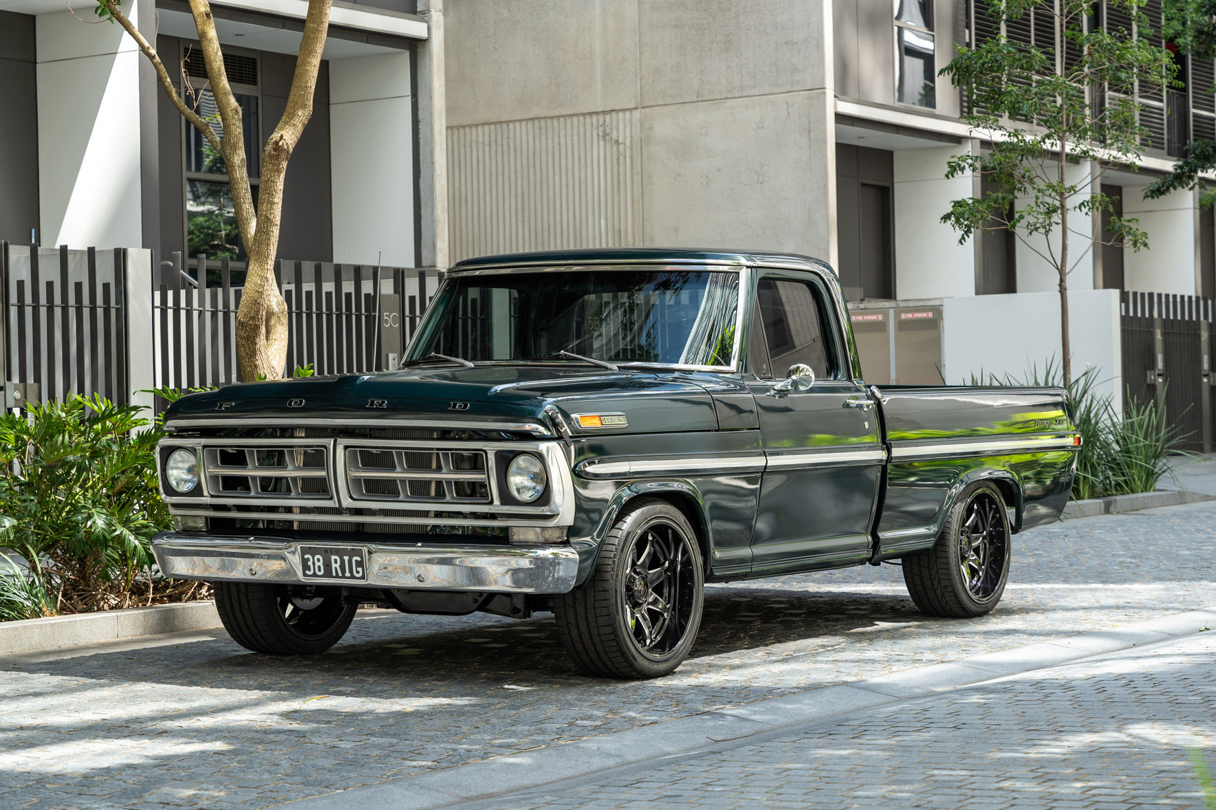 1971 Ford F100 Ranger XLT - Restomod