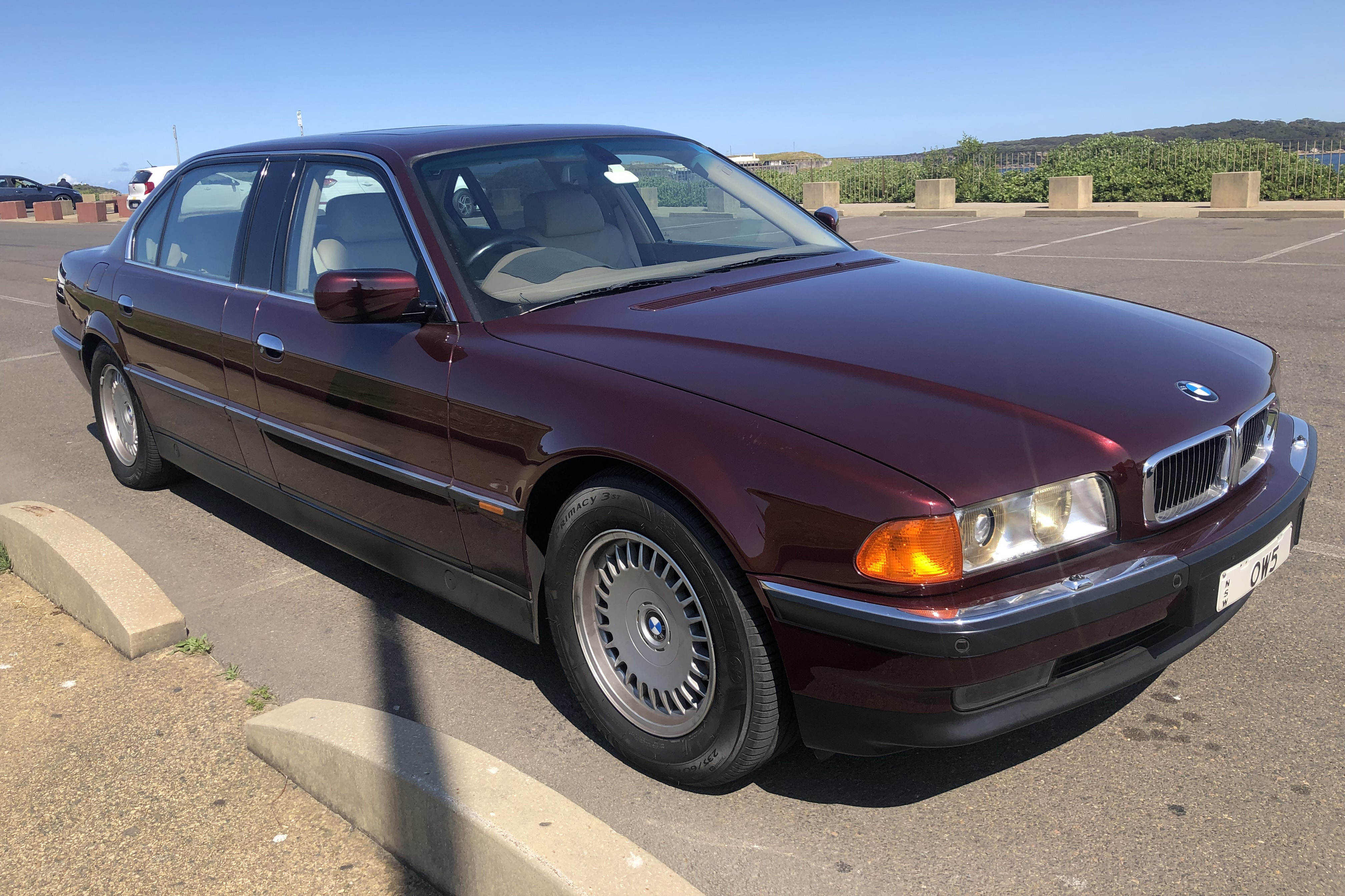 1997 BMW (E38) 750iL L7