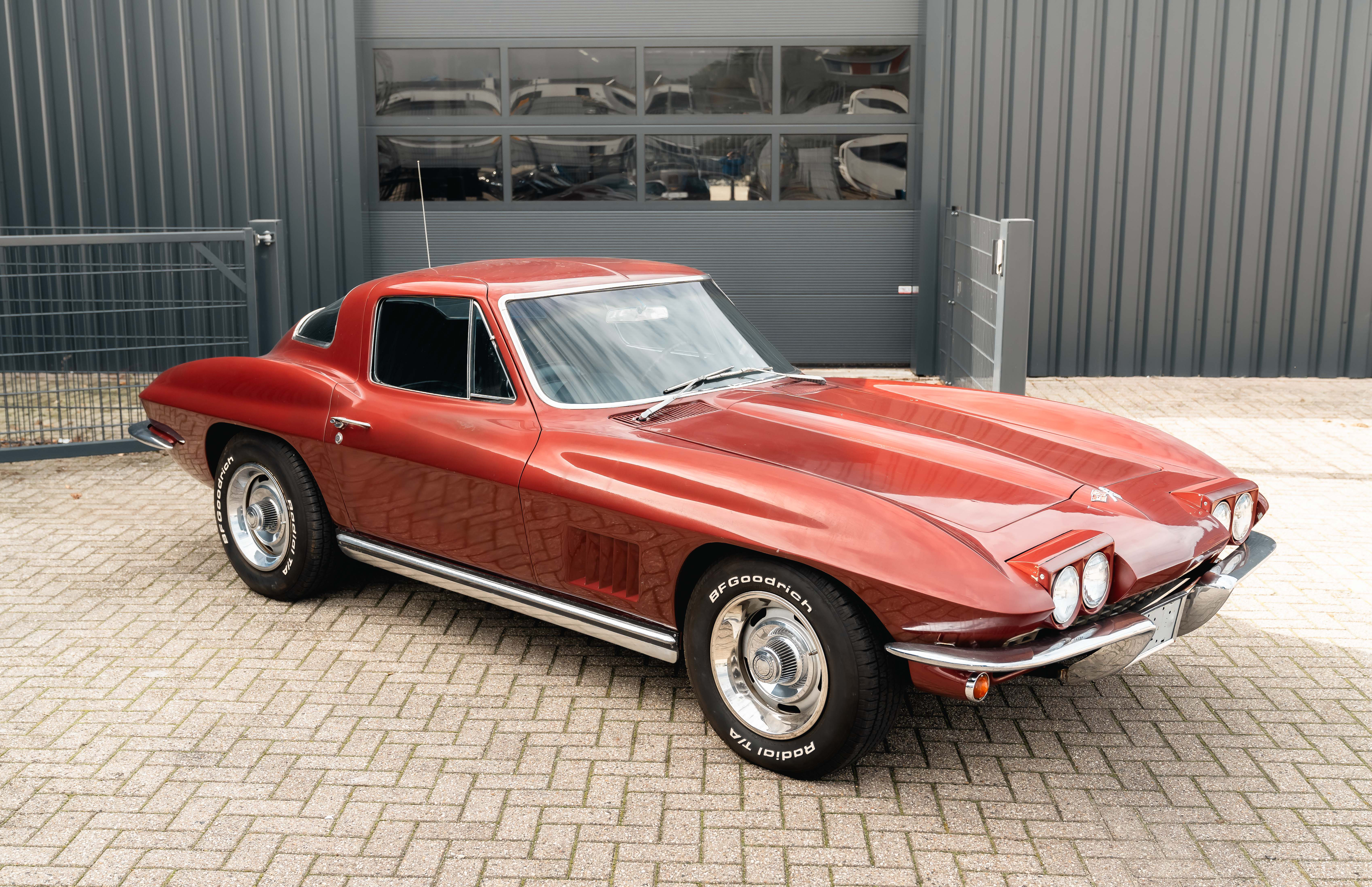 1967 Chevrolet Corvette Sting Ray (C2) Coupe - 34,840 Miles