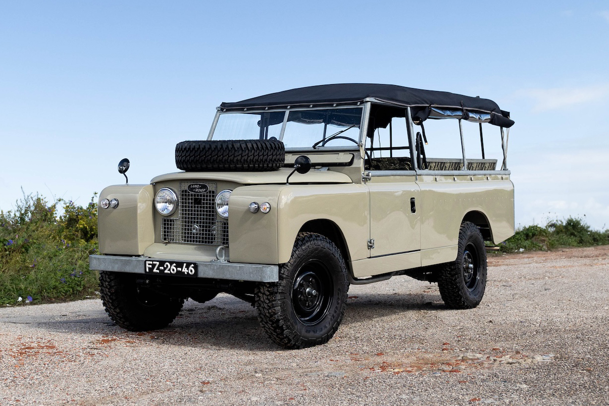 1966 Land Rover Series IIA 109"