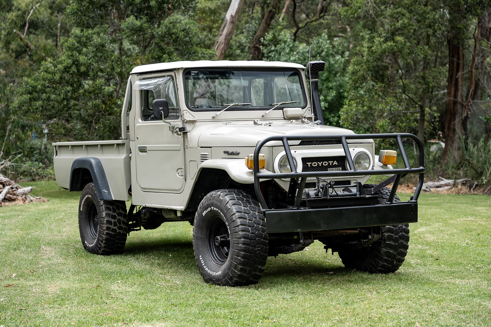 1975 Toyota HJ45 Land Cruiser - Pick Up