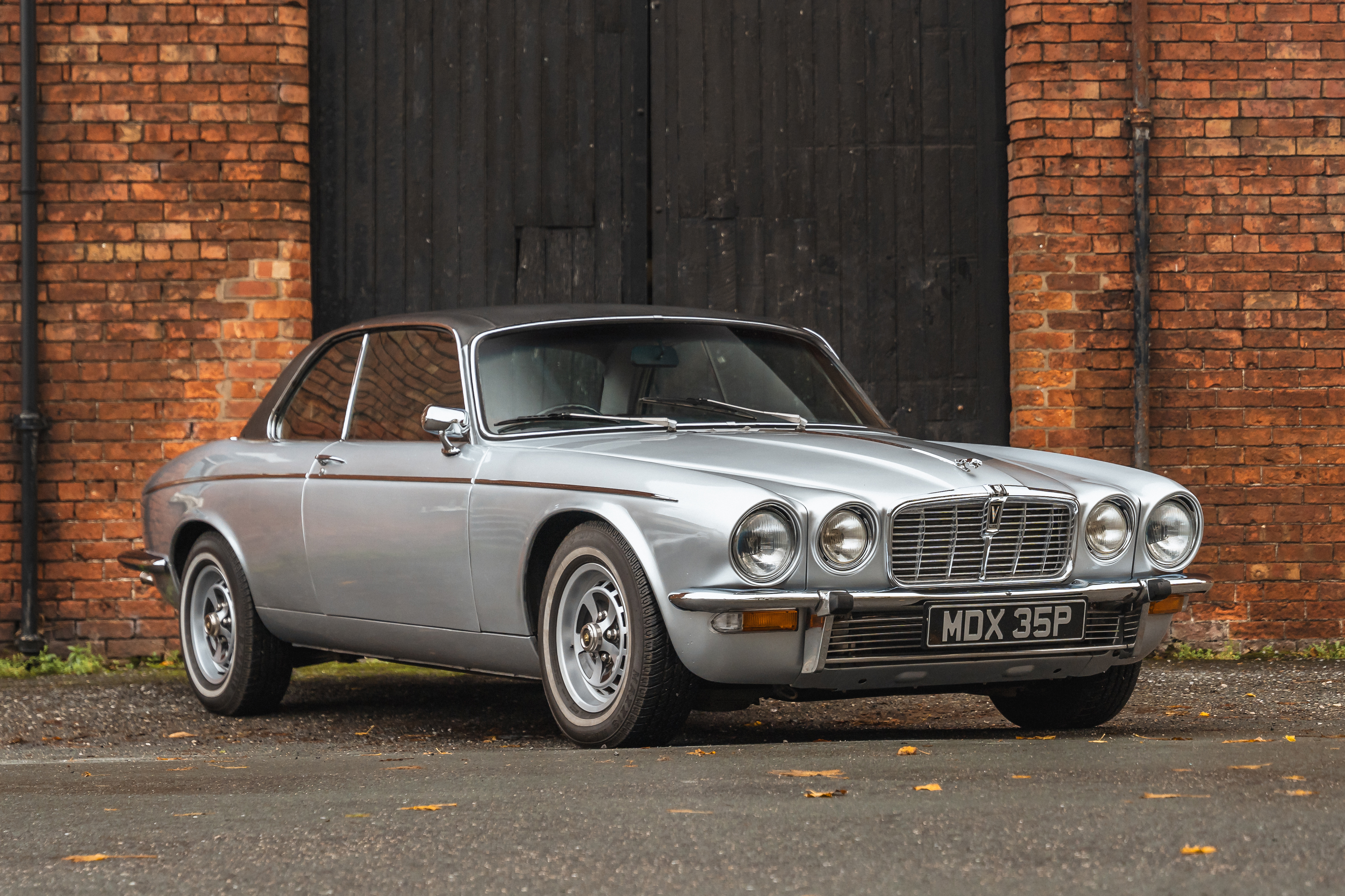 1976 Jaguar XJ12 Coupe