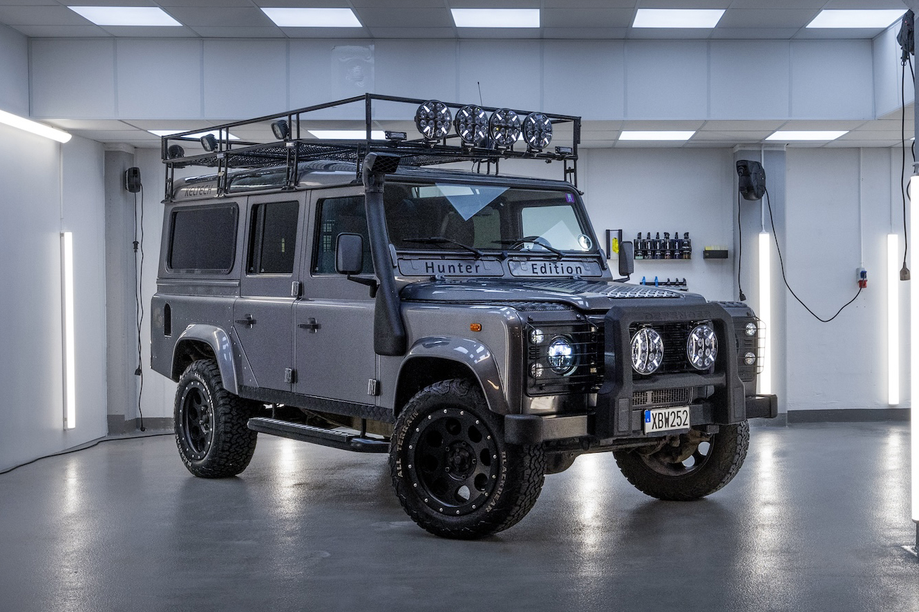 2005 Land Rover Defender 110 XS TD5