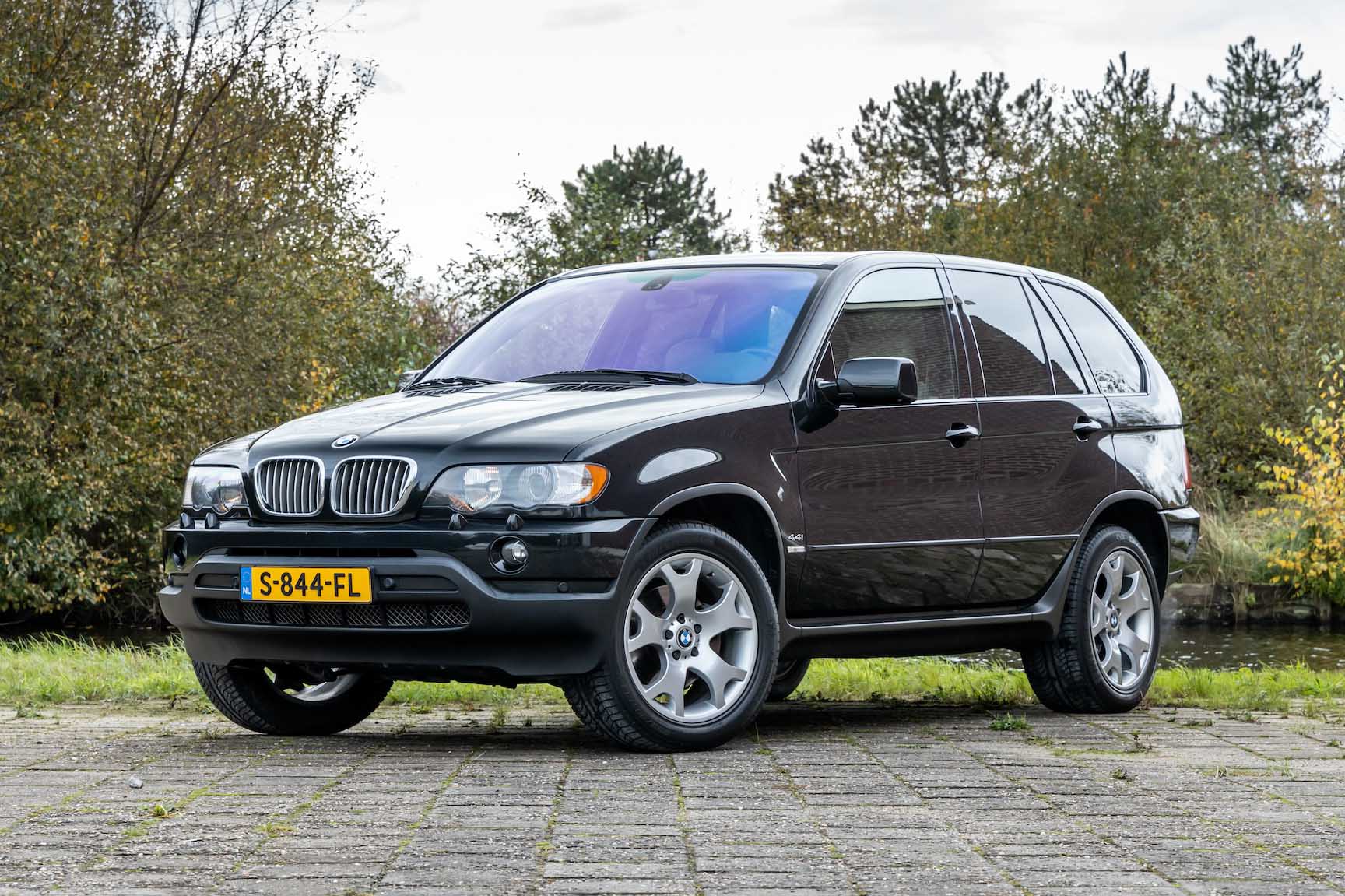 2004 BMW X5 (E53) 4.4L V8