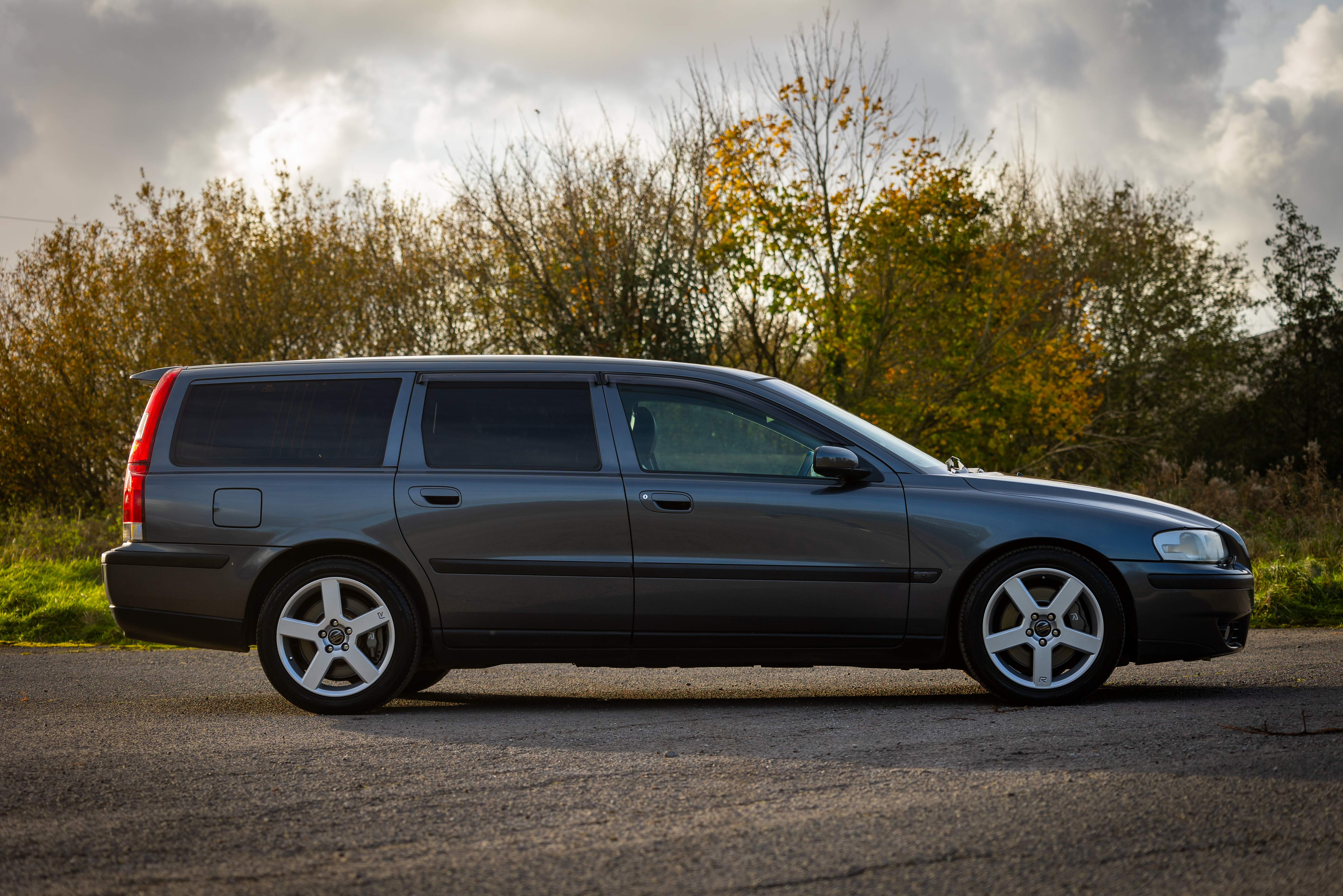 2003 Volvo V70 R for sale by auction in Cowbridge, South Wales, United ...