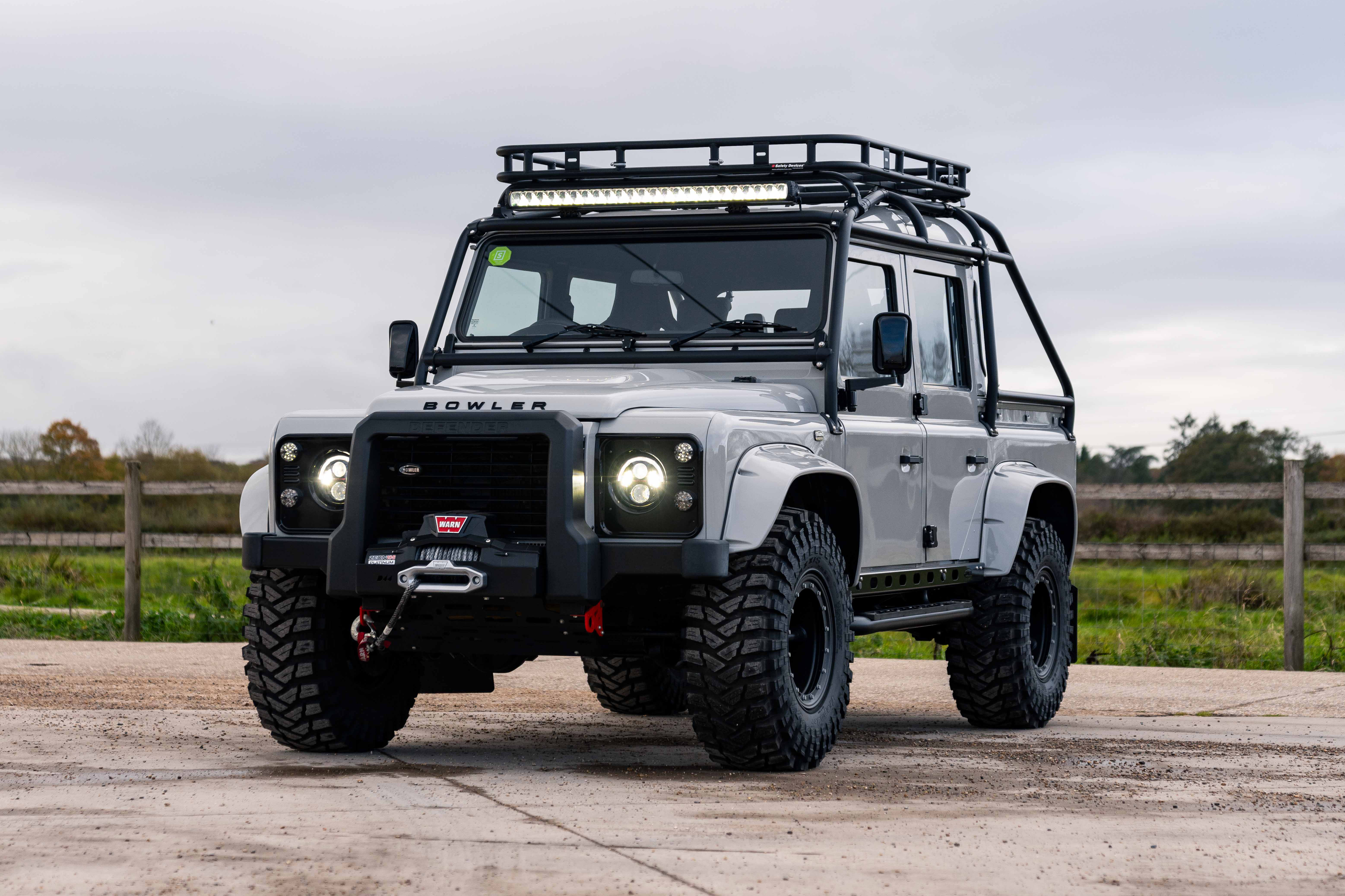 2014 Land Rover Defender 110 DCPU Extreme 'Bowler'