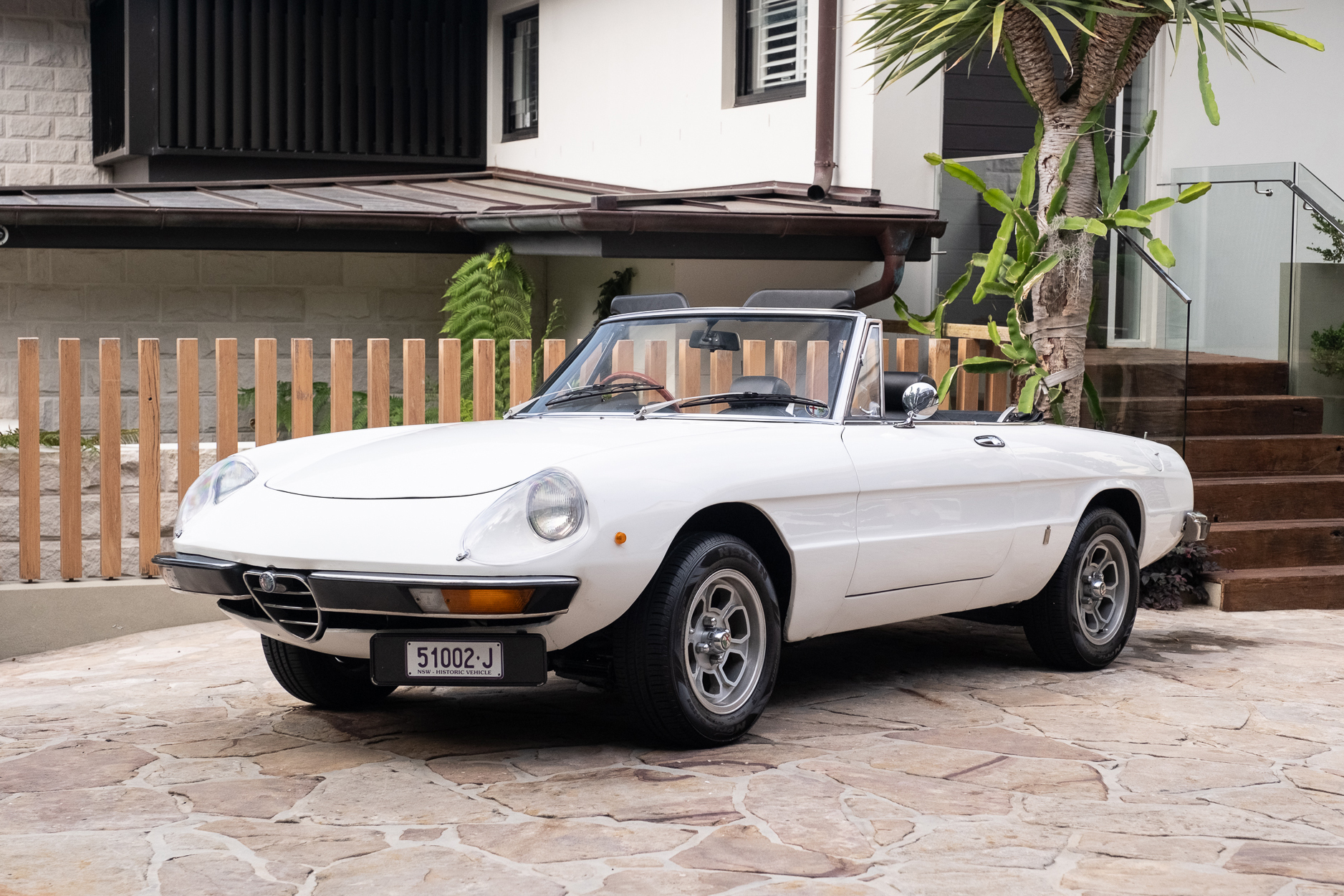 1975 Alfa Romeo 2000 Spider