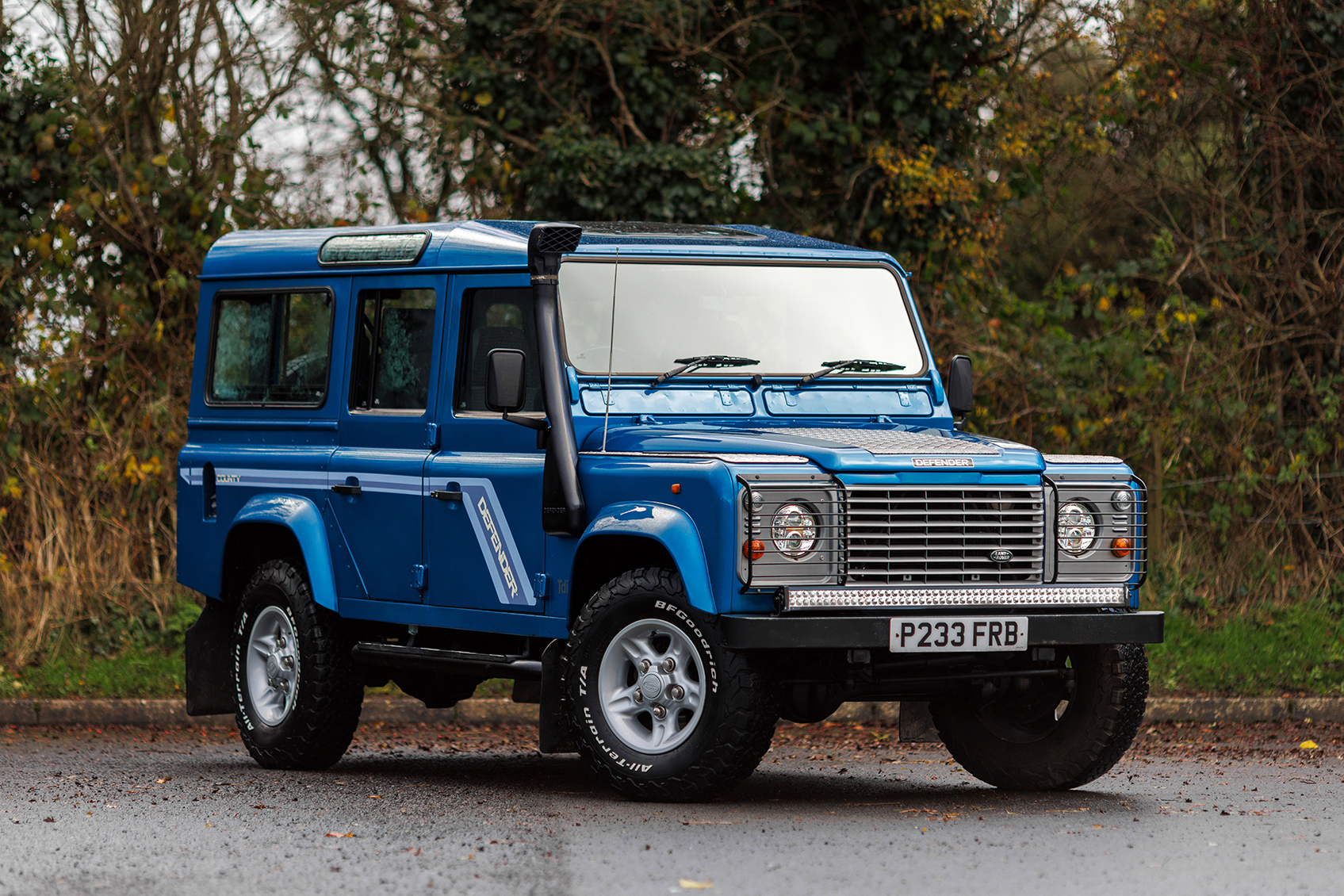 1997 Land Rover Defender 110 County Station Wagon 300 TDI