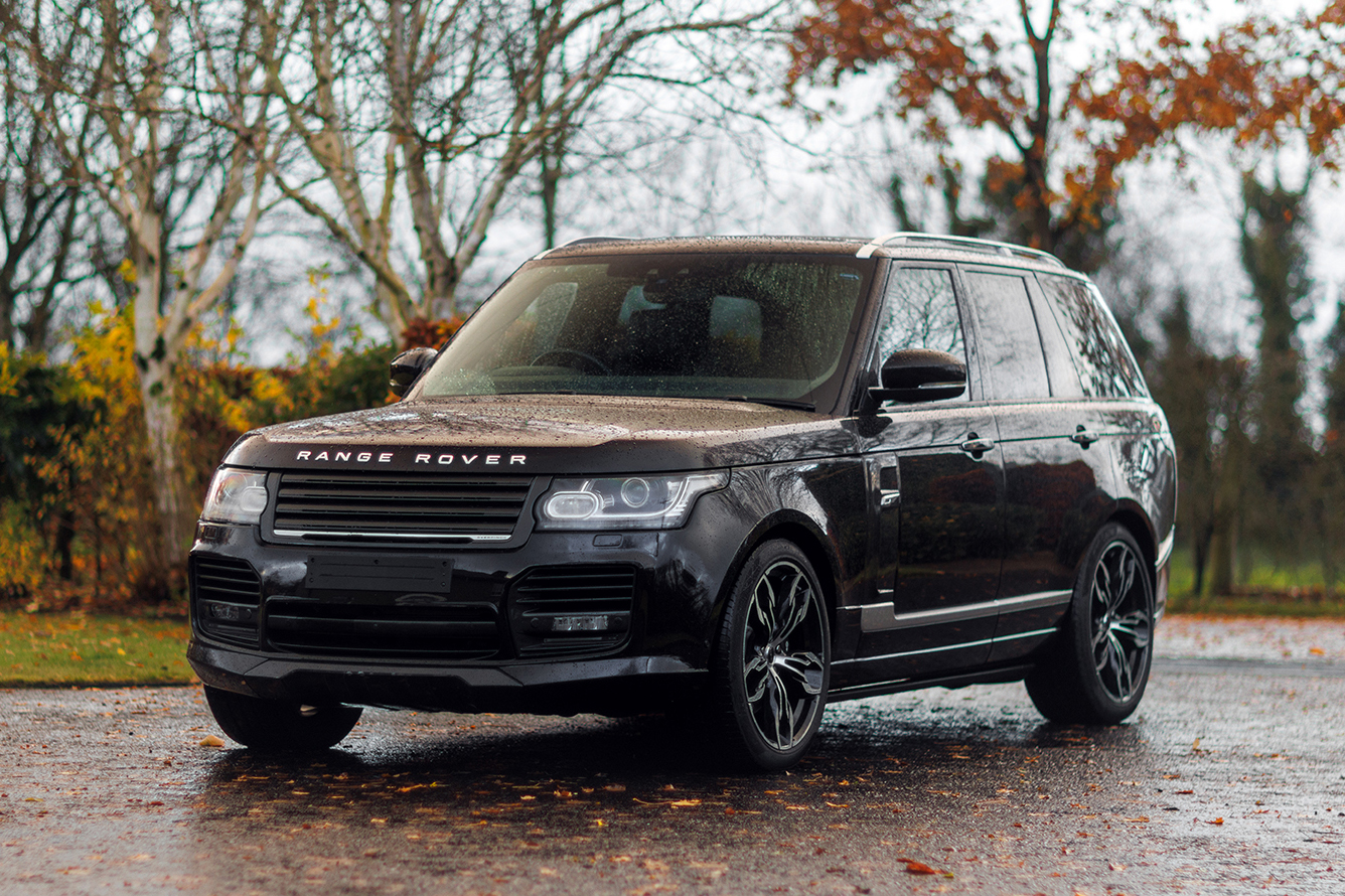 2017 Range Rover Autobiography 5.0 V8 ‘Overfinch’ – 9,183 Miles