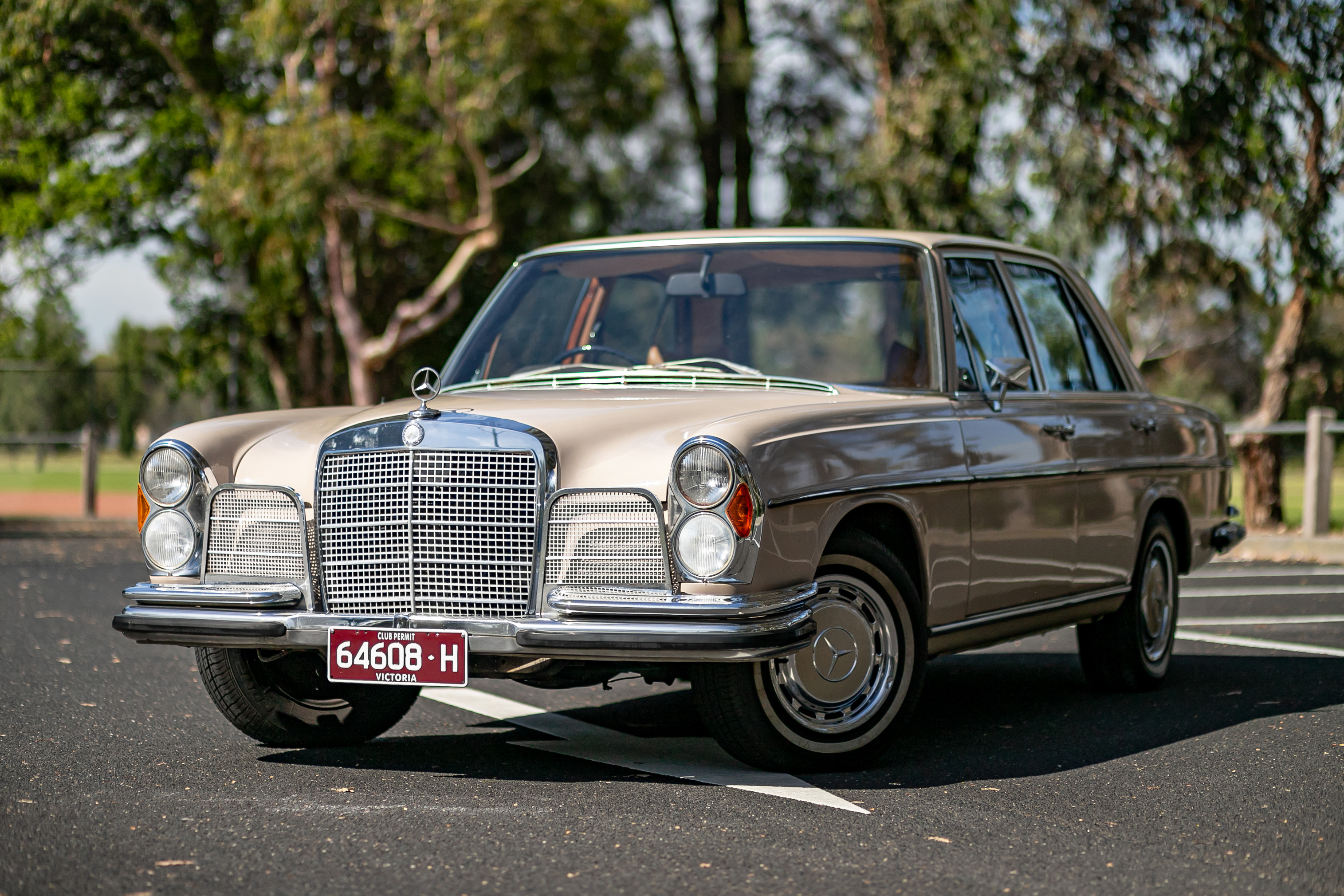 1972 Mercedes-Benz (W108) 280 SE 3.5 V8