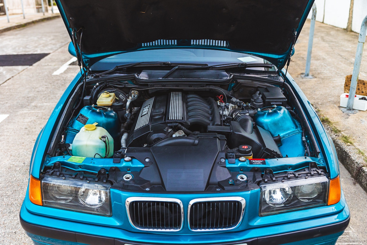 Should We Buy A BMW E36 328i After 40 Years Of Car Ownership?