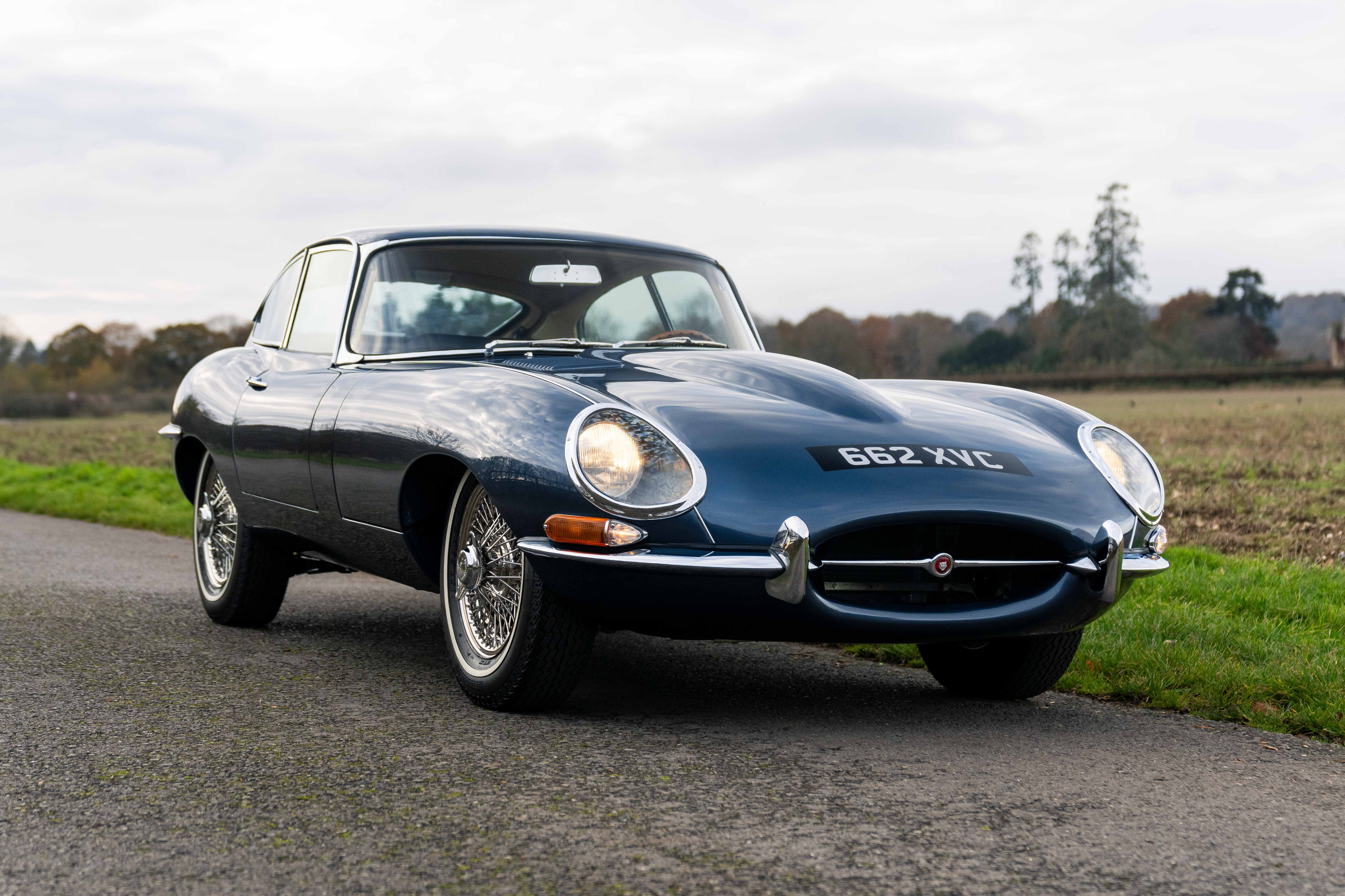 1961 Jaguar E-Type Series 1 ‘Flat Floor’ 3.8 FHC