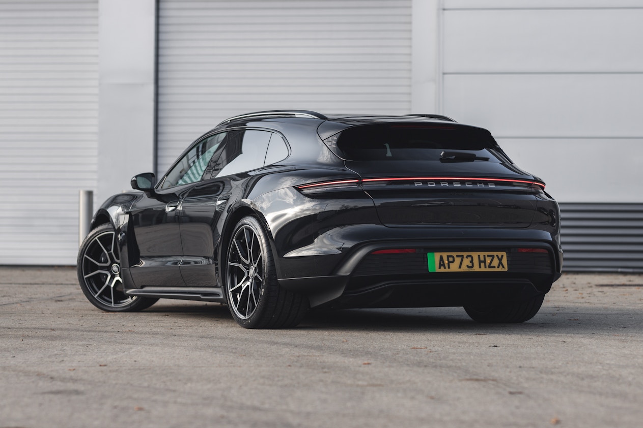 2023 Porsche Taycan Sport Turismo - Performance Battery Plus - 19 Miles for  sale by auction in Newbury, Berkshire, United Kingdom