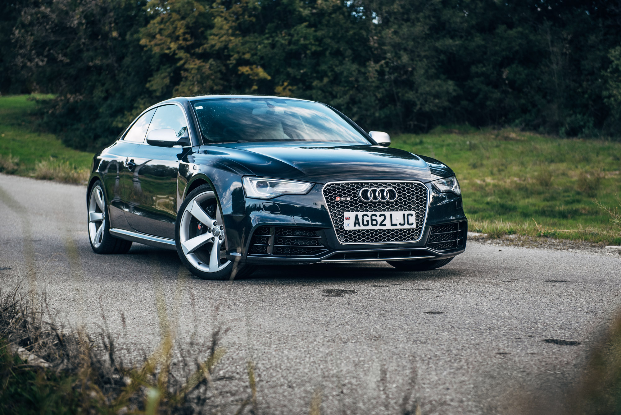 2013-audi-b8-rs5-coupe-uk-registered-for-sale-by-auction-in-cannes