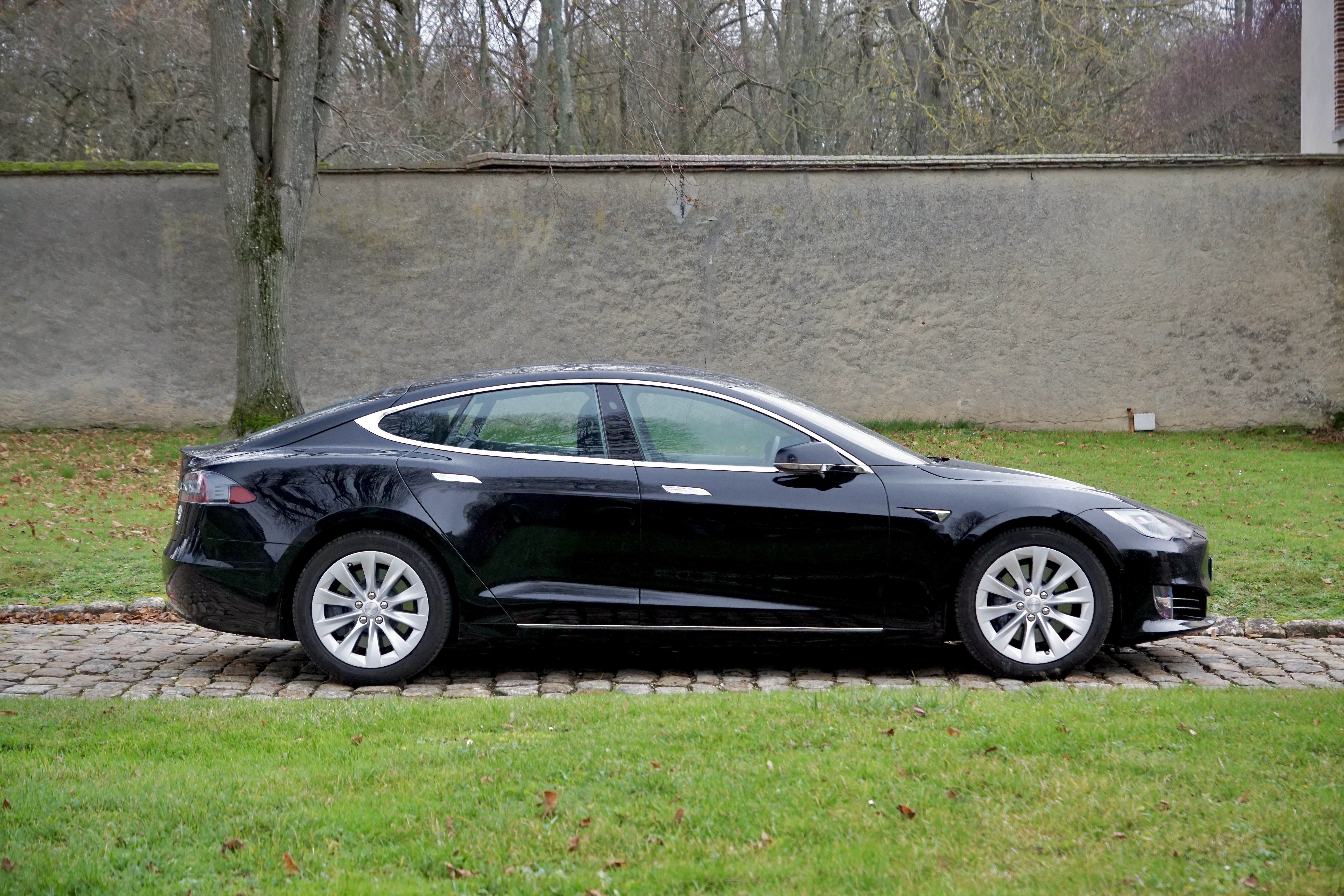 2017 Tesla Model S P90D for sale by classified listing privately in ...