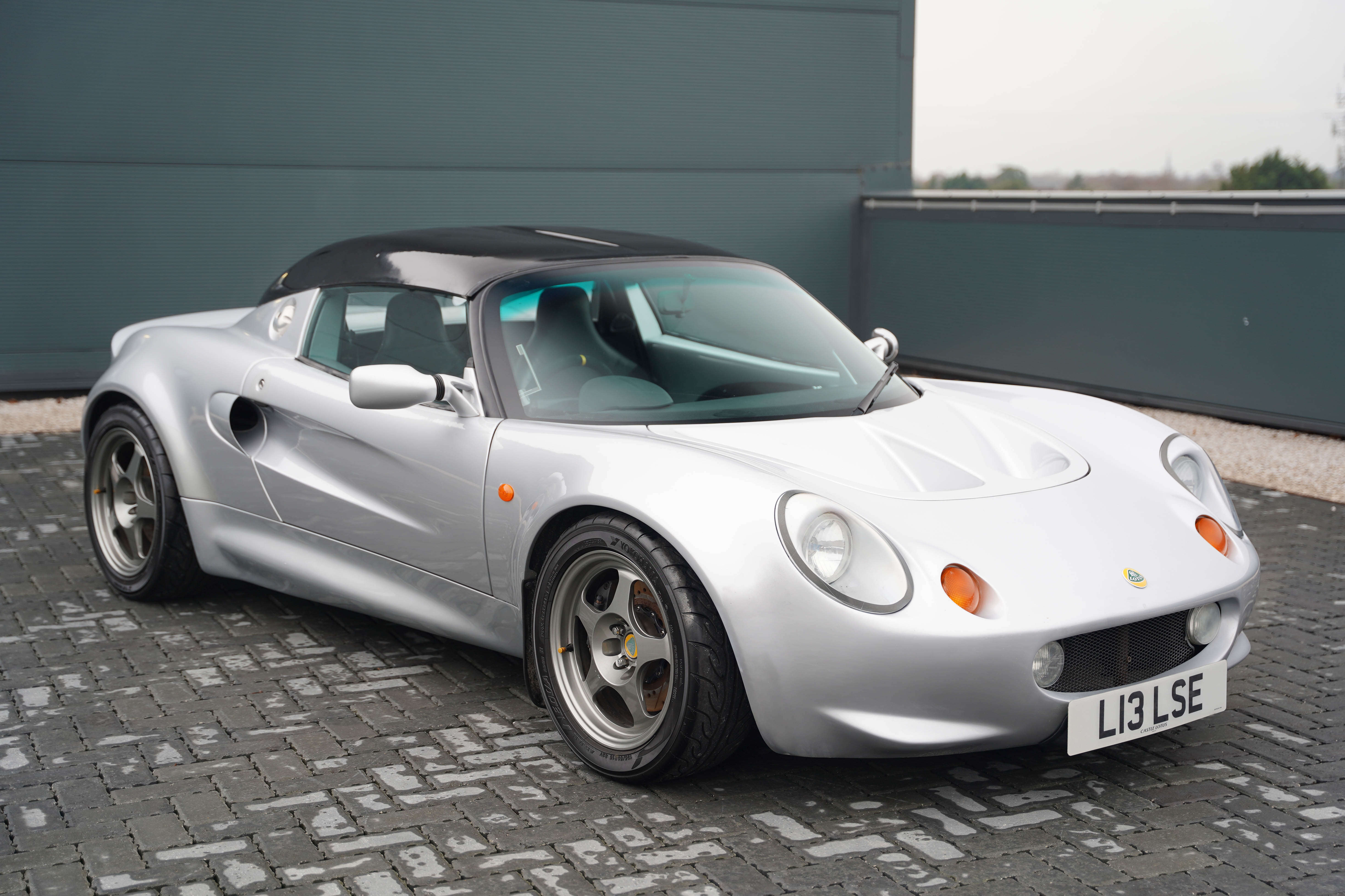 1997 Lotus Elise S1