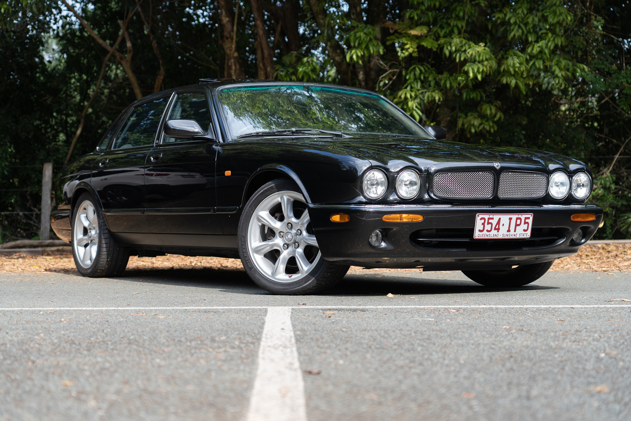 2002 Jaguar XJR