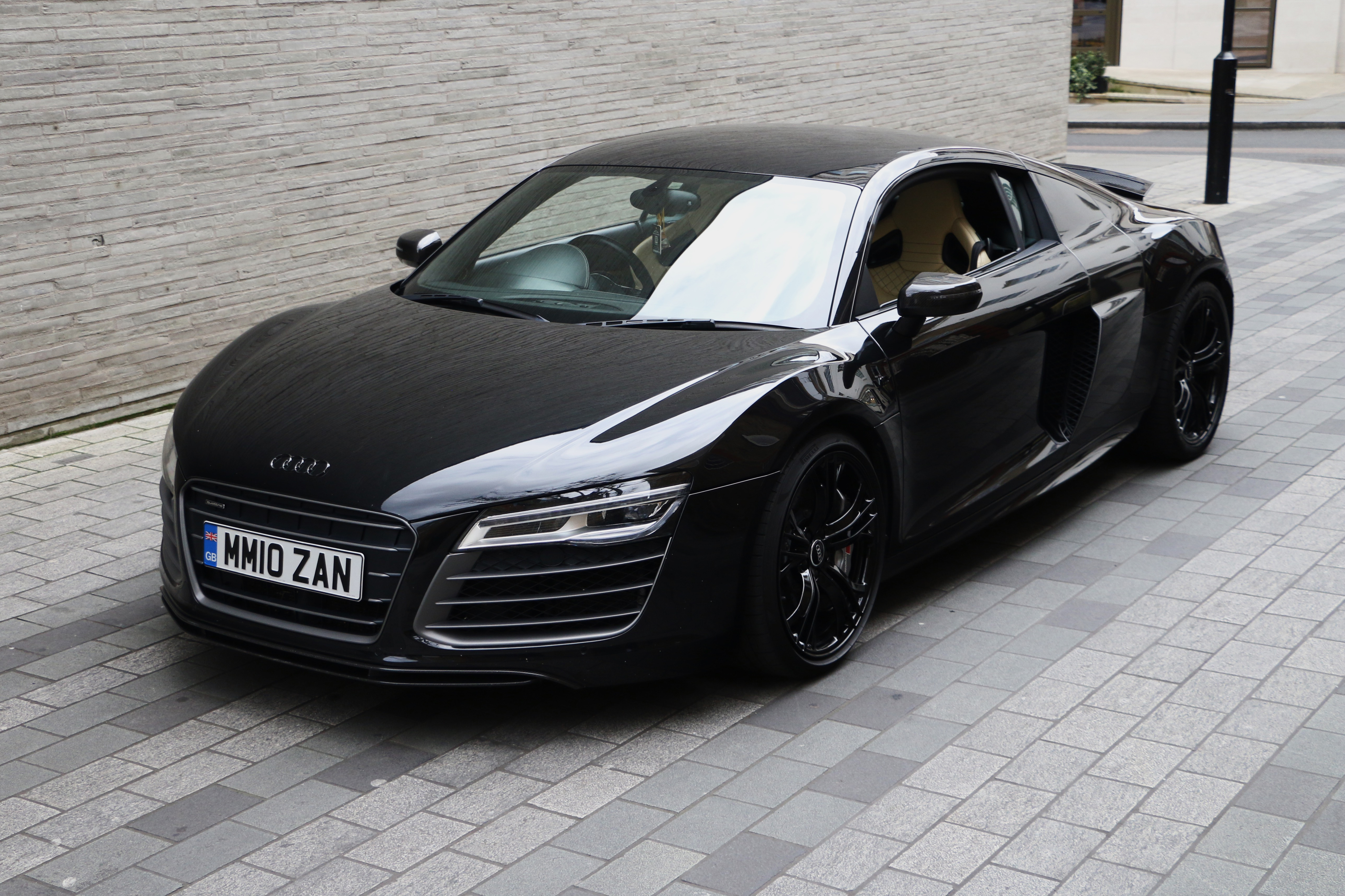 2013 Audi R8 V10 Plus