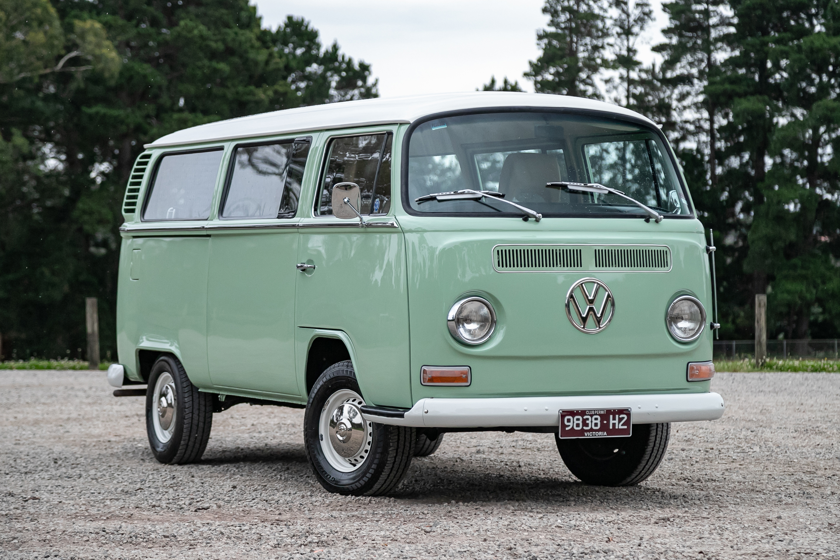 1972 Volkswagen Type 2 (T2) Kombi