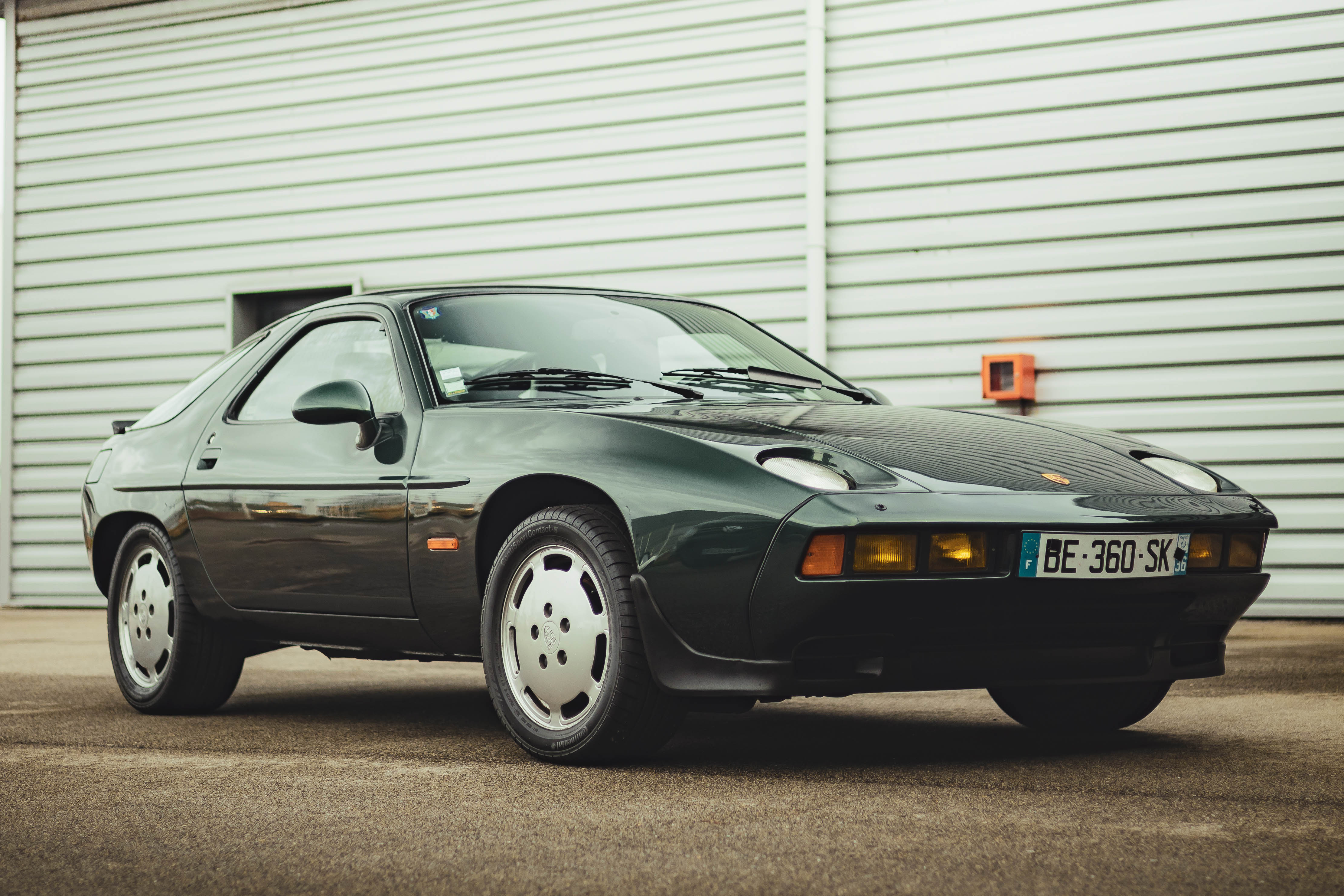 1982 Porsche 928 S - Manual