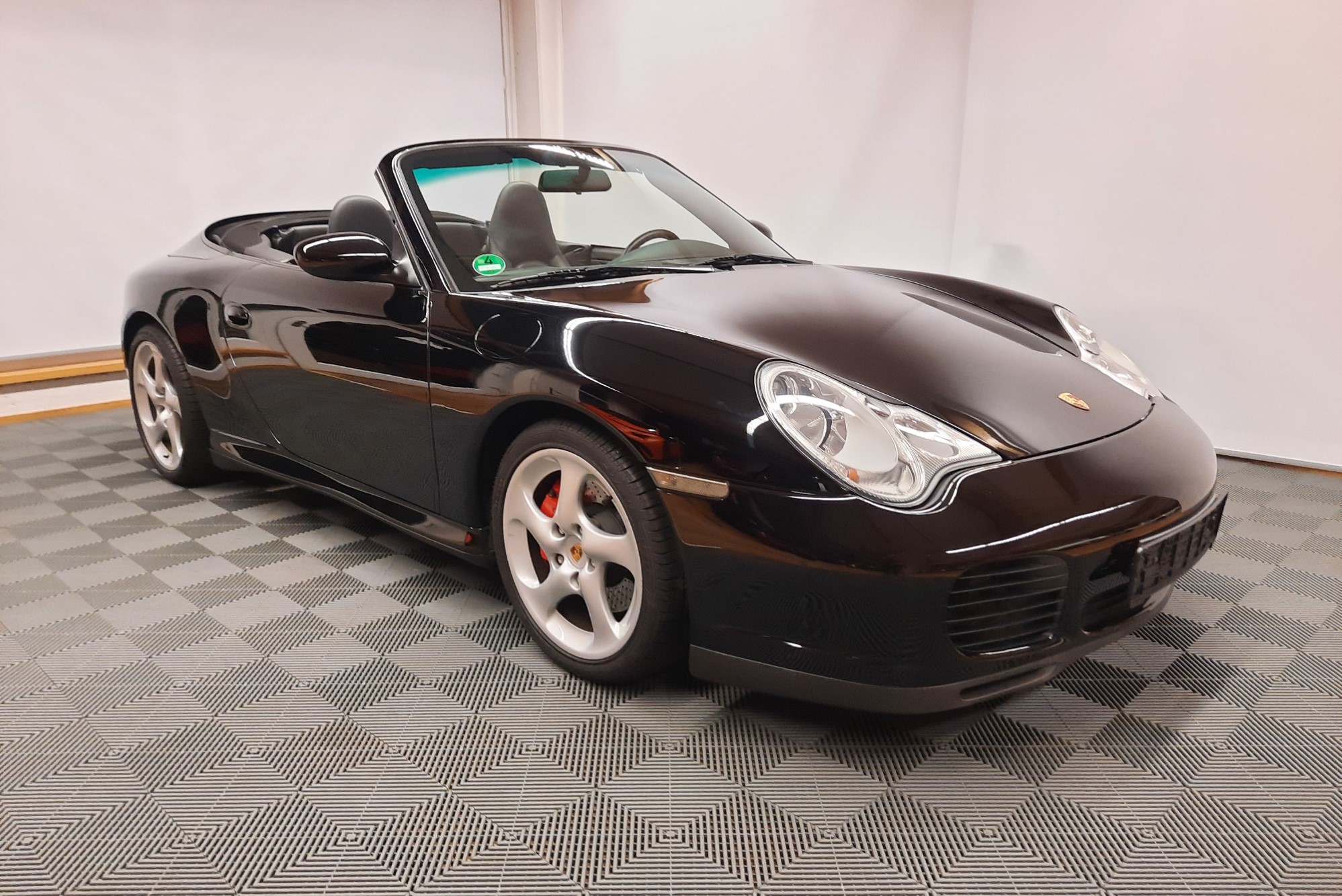 2004 Porsche 911 (996) Carrera 4S Cabriolet