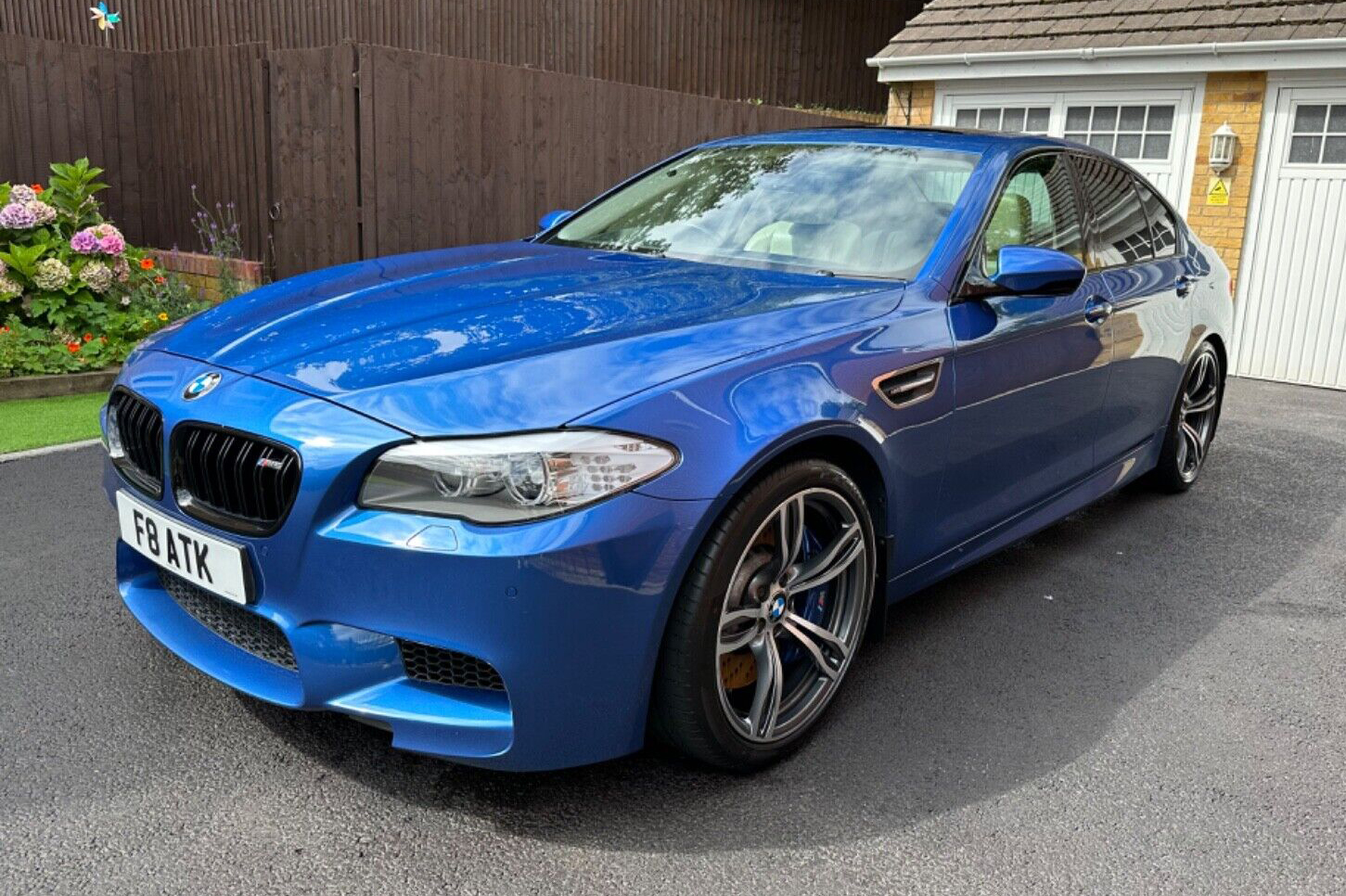 2012 BMW (F10) M5